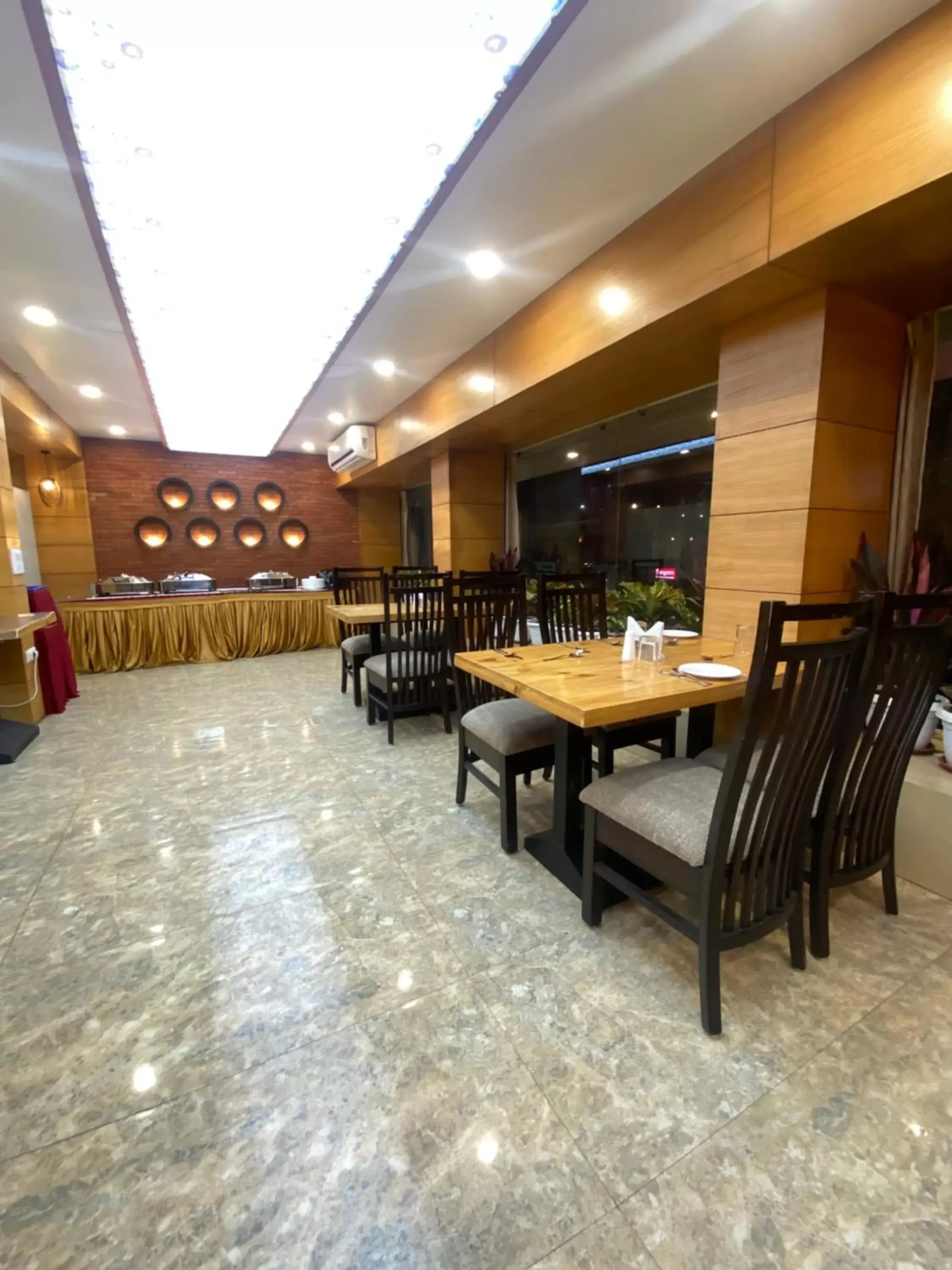 Restaurant/places to eat in Hotel Aditya Residency Restaurant/places to eat in Hotel Aditya Residency