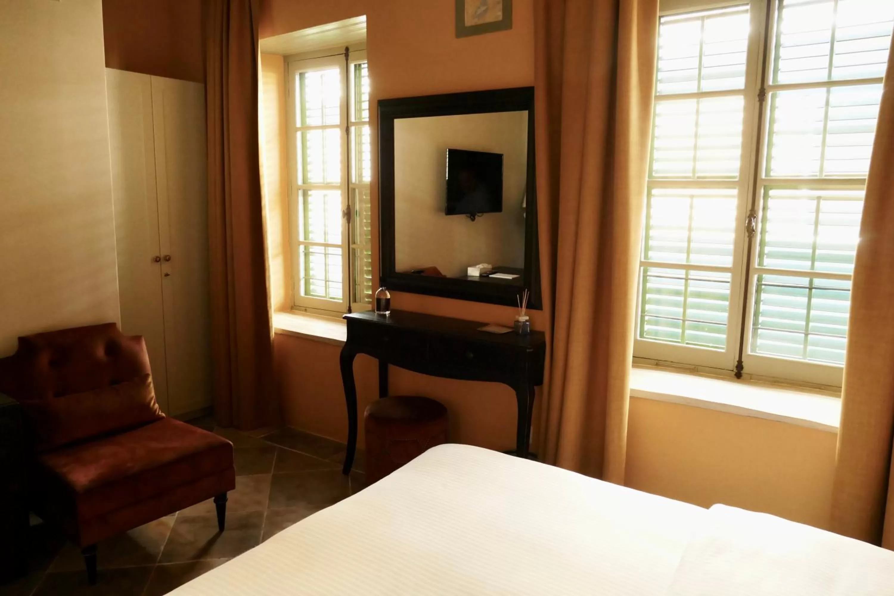 Bedroom, Bed in Madama Residence