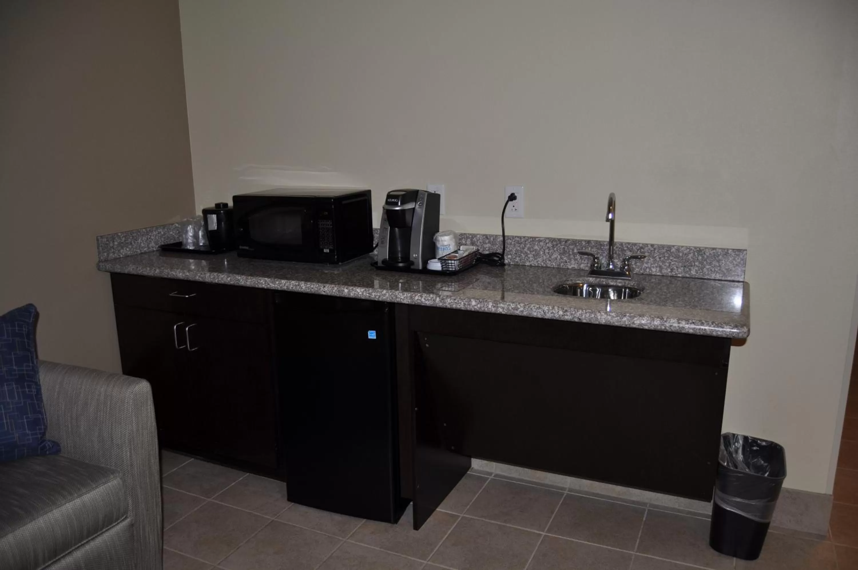 Holiday Inn Express & Suites Lebanon by IHG