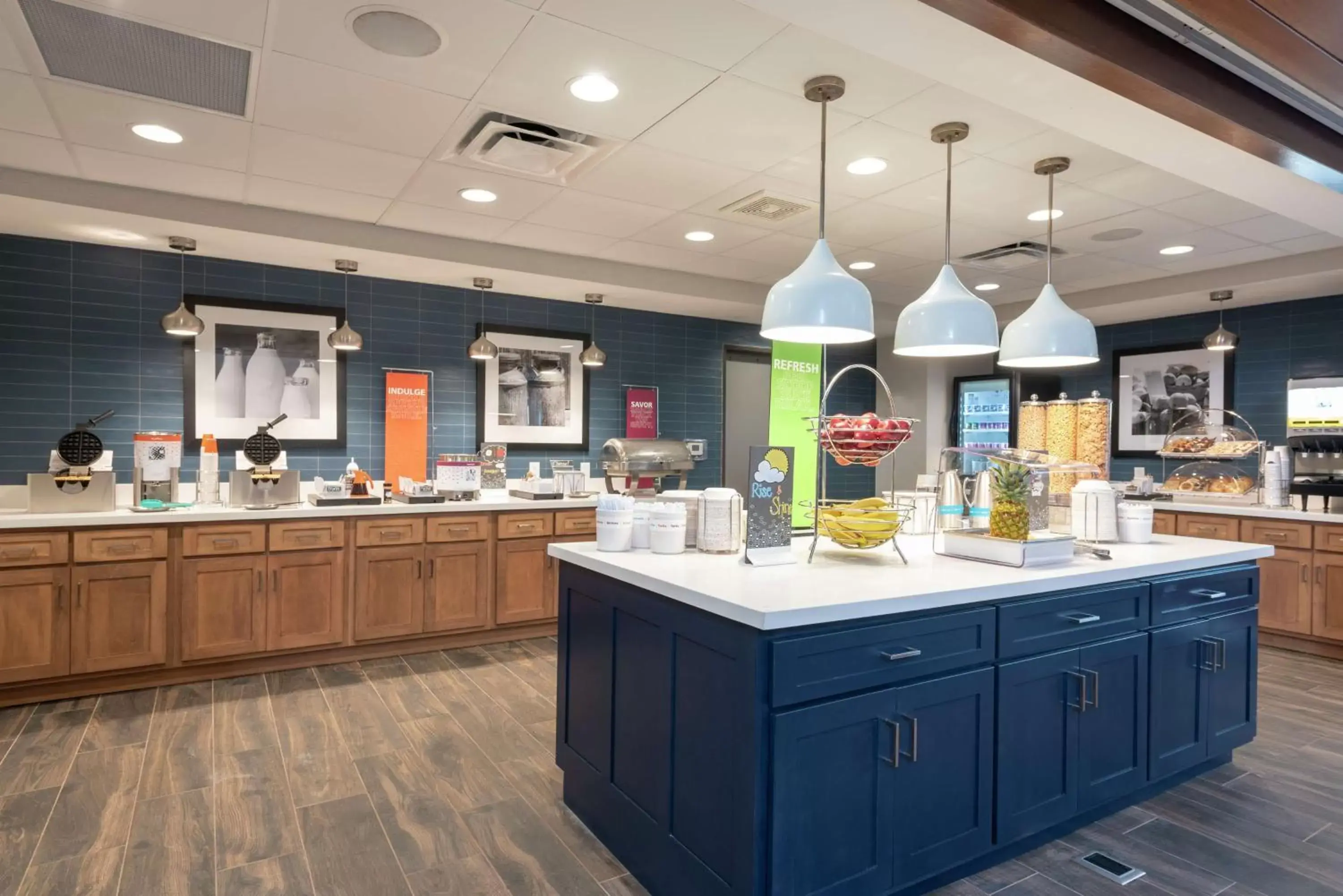 Dining area, Restaurant/Places to Eat in Hampton Inn & Suites Xenia Dayton