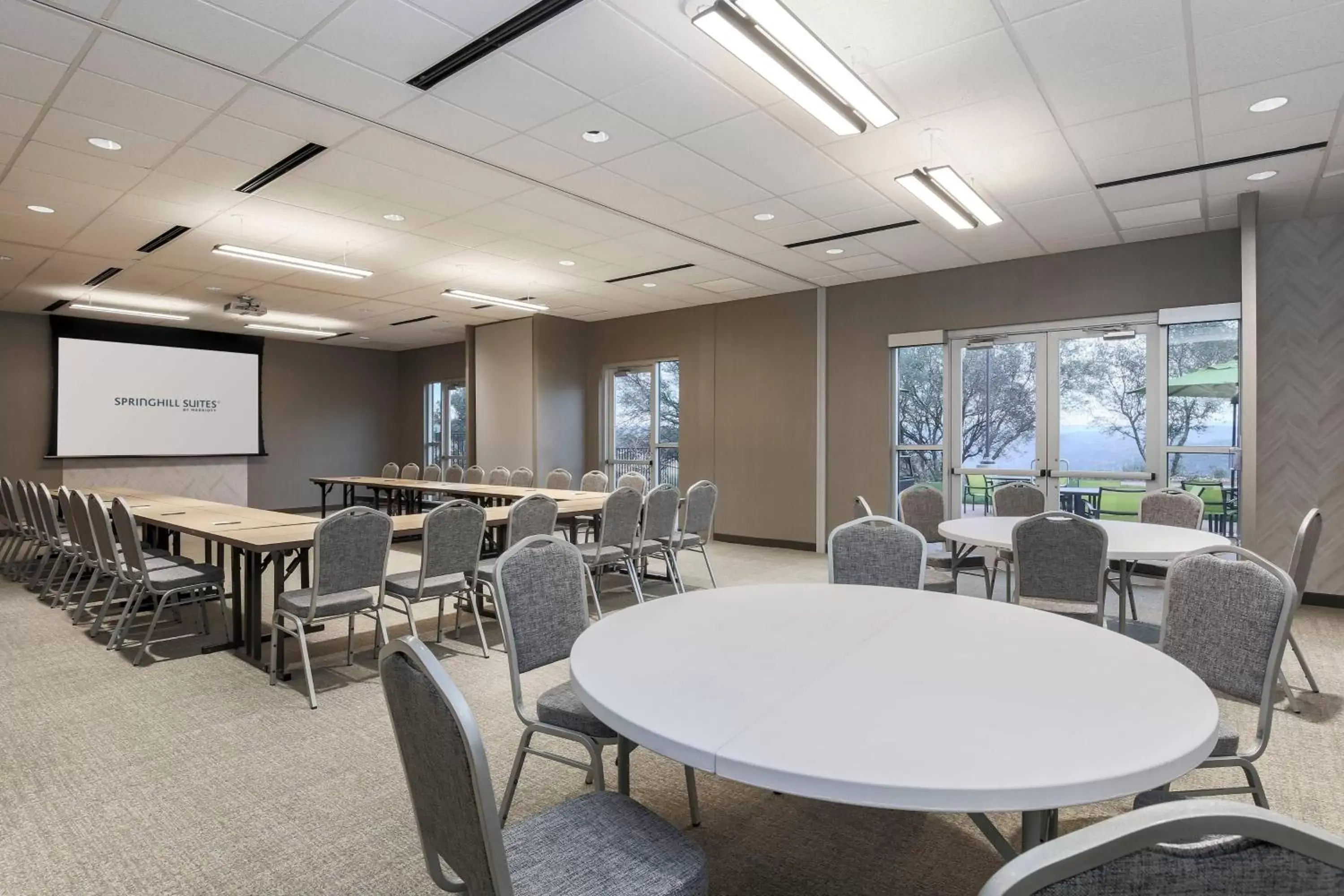 Meeting/conference room in SpringHill Suites by Marriott Auburn
