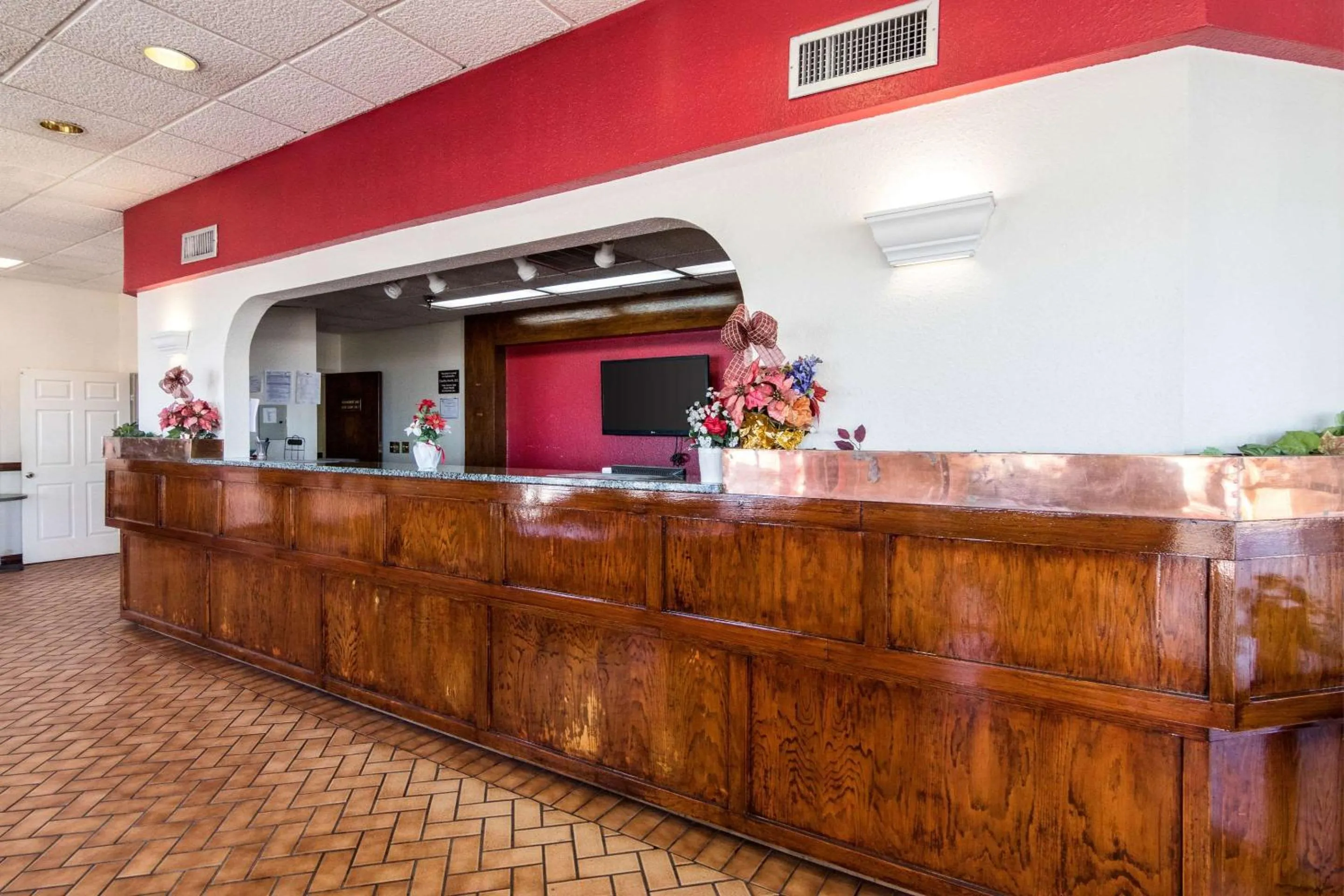 Lobby or reception in Econo Lodge Inn & Suites Conference Center Dublin