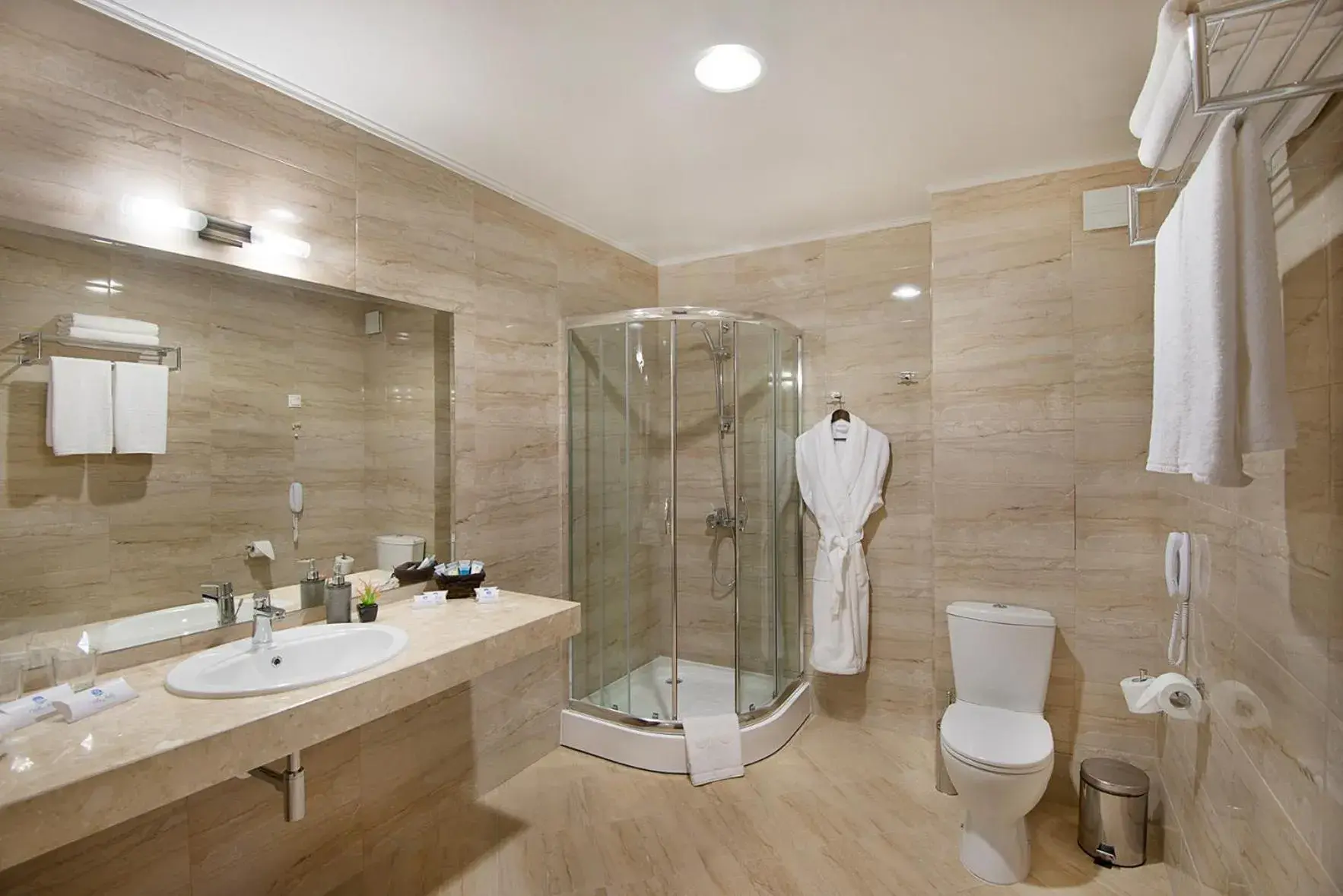 Bathroom in Park Hotel and SPA Vella Hills