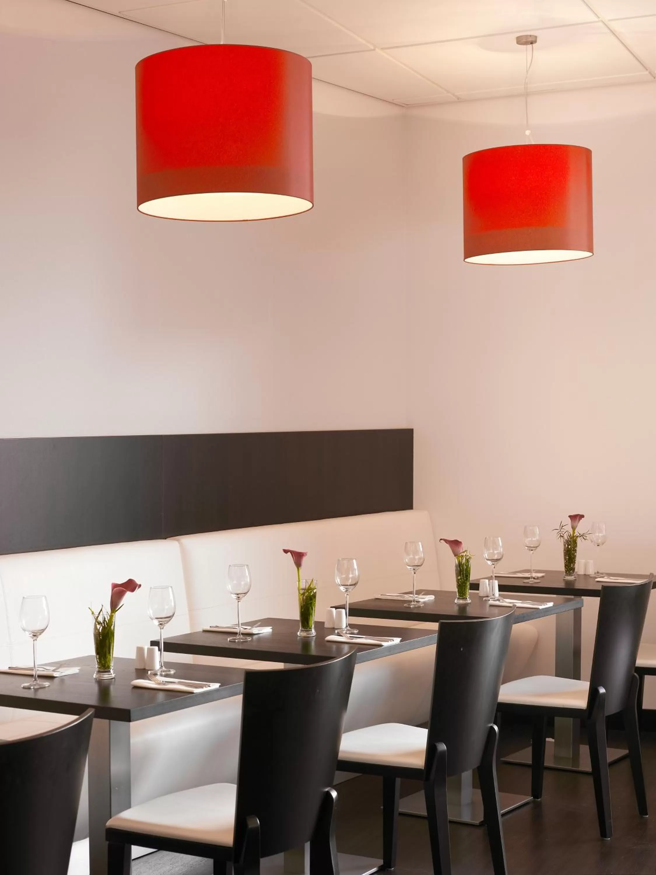 Restaurant/places to eat in Park Plaza Eindhoven