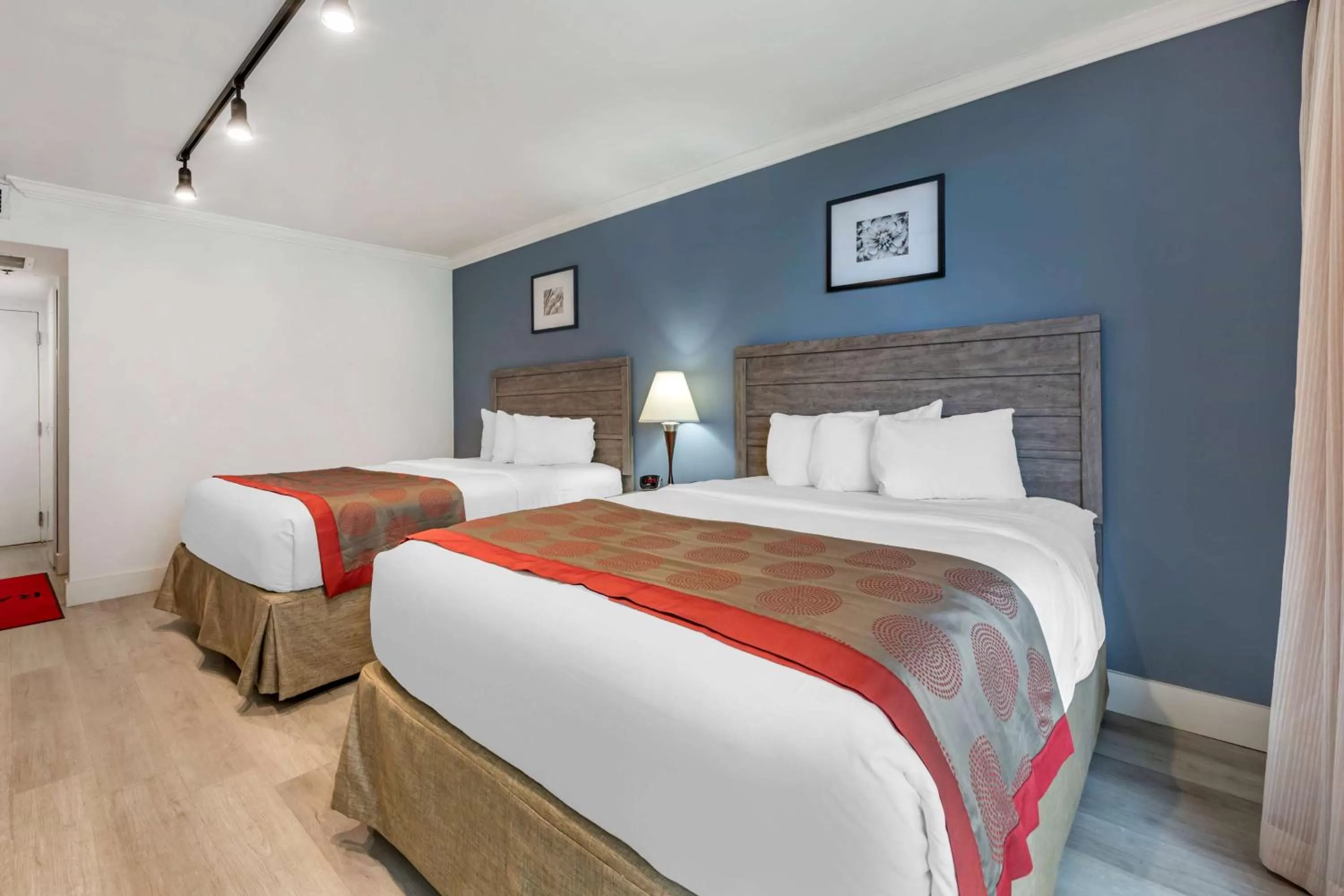 Photo of the whole room, Bed in Ramada Plaza by Wyndham Marco Polo Beach Resort