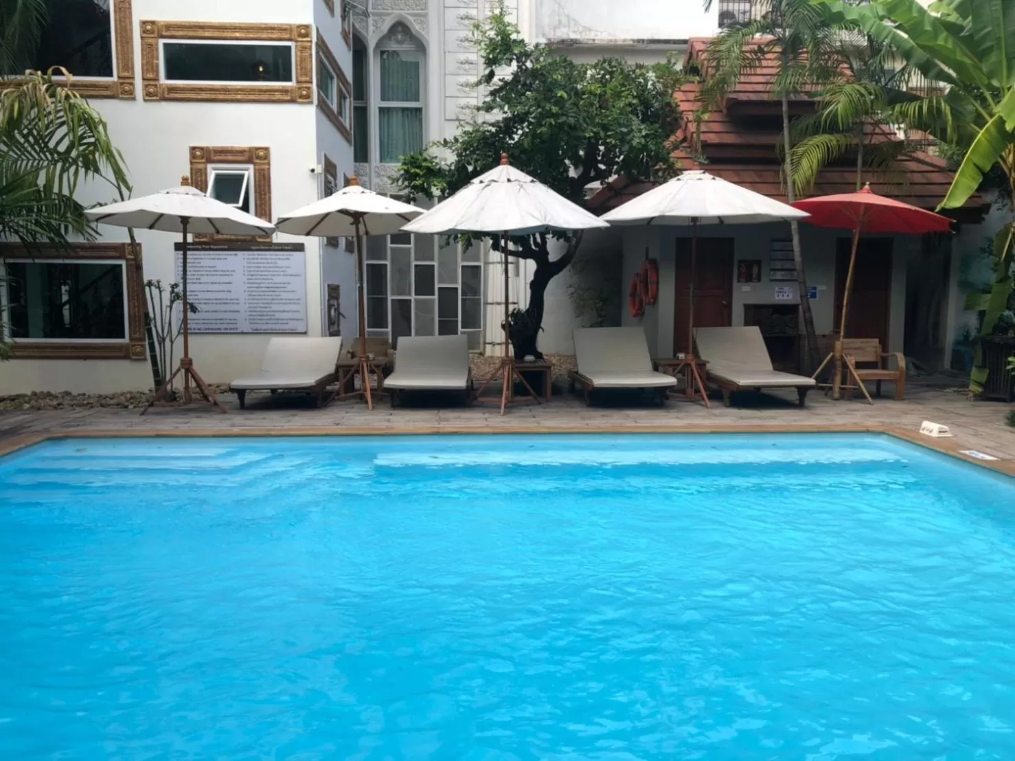 Pool view in Pingdoi Hualin Boutique Hotel