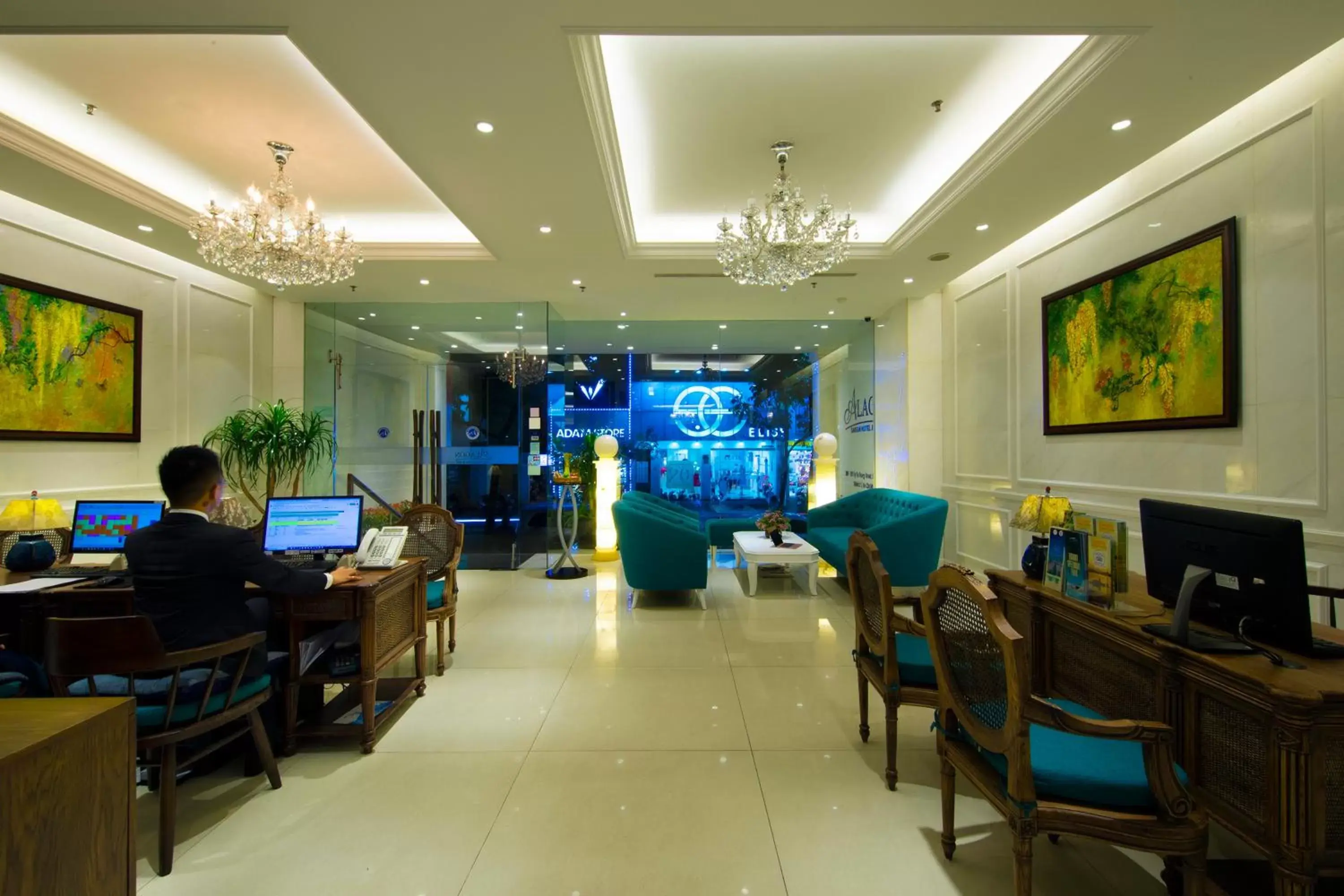 Lobby or reception in Alagon Saigon Hotel & Spa