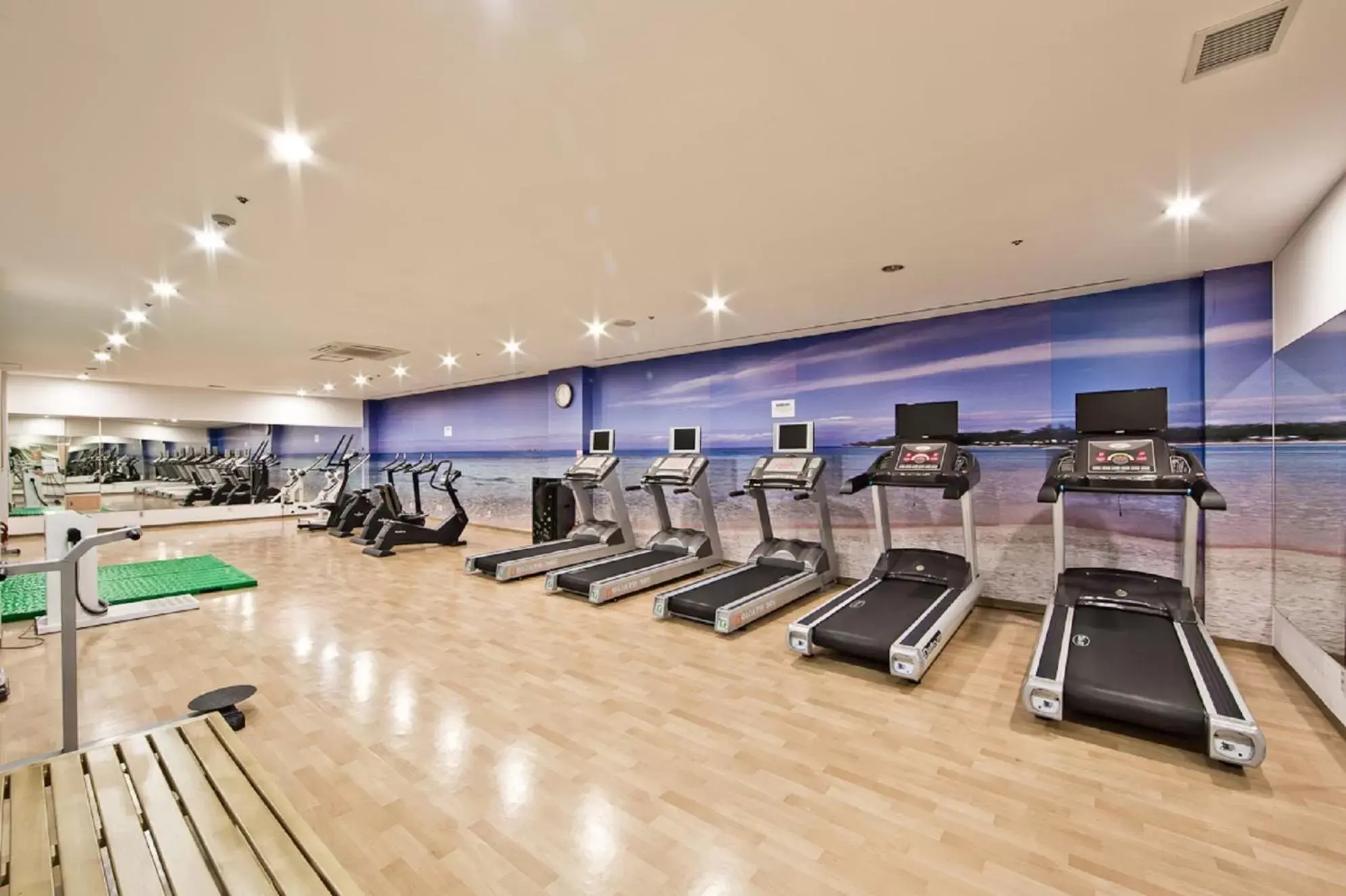 Fitness centre/facilities, Fitness Center/Facilities in Hotel Hyundai by Lahan Mokpo