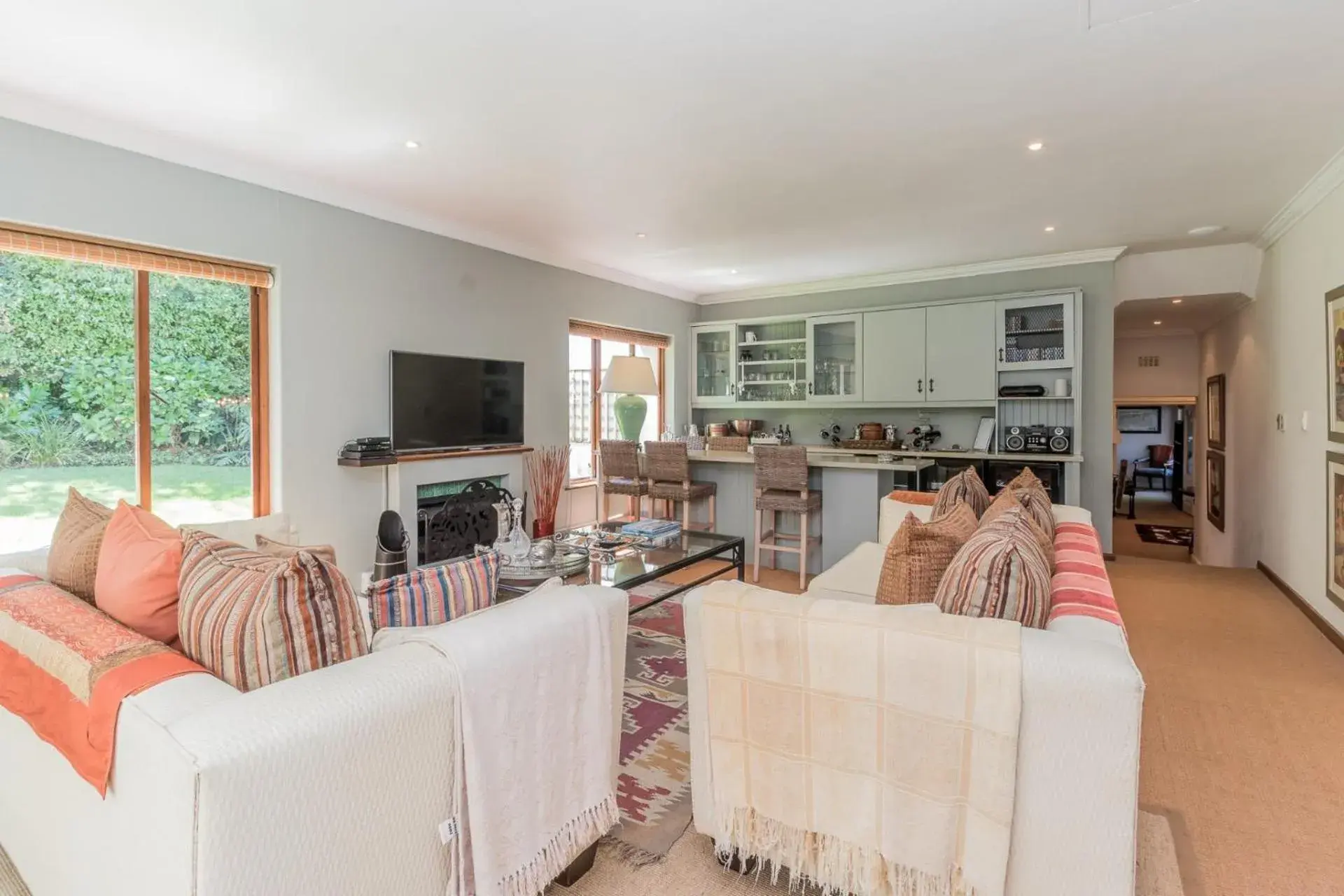 Seating Area in Fernwood Manor Boutique Guest House