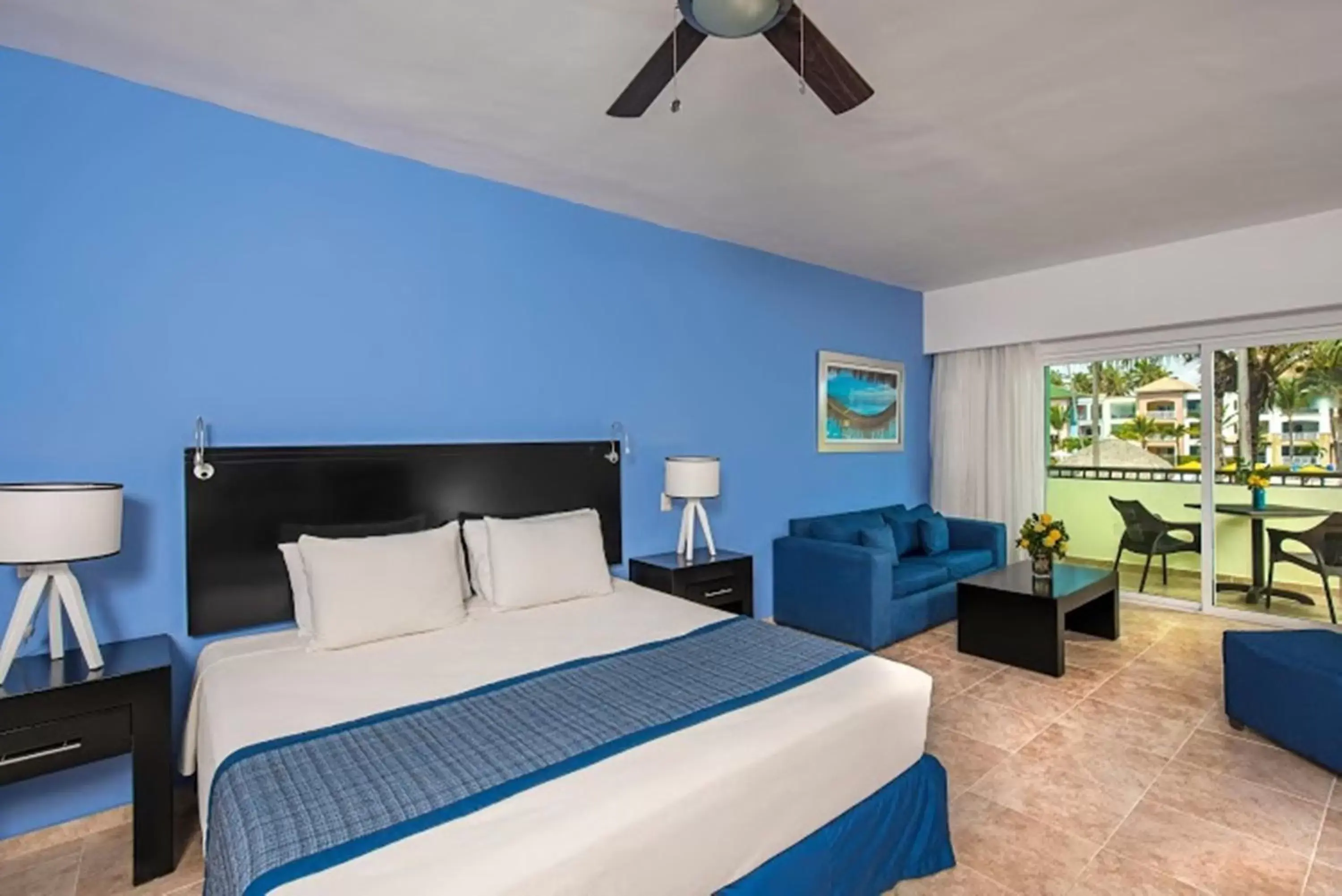 Bedroom, Bed in Ocean Blue & Sand Beach Resort - All Inclusive