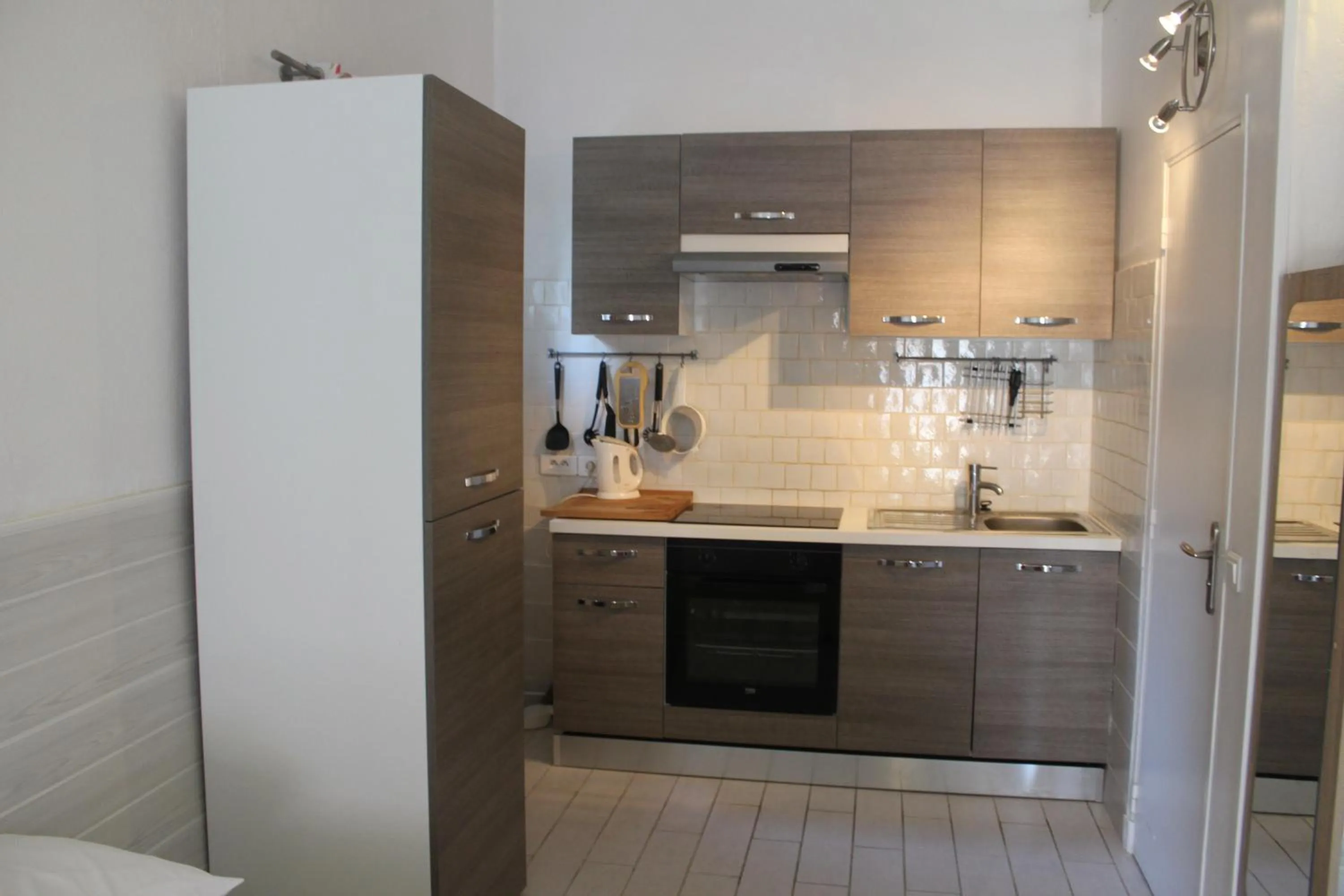 Kitchen or kitchenette in Hotel Cayrons Vence & St Paul de Vence
