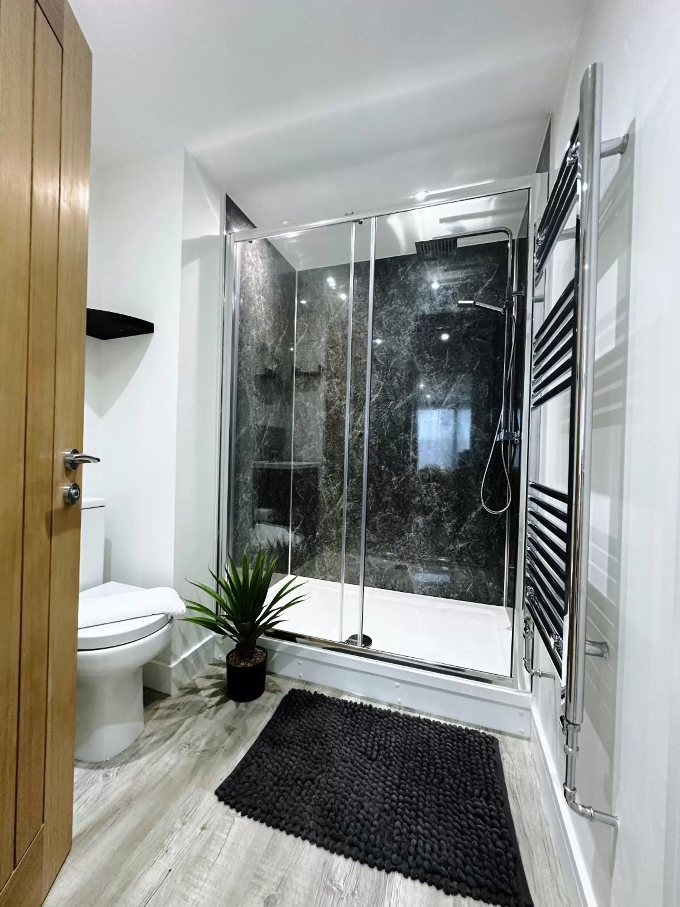 Shower, Bathroom in The Atlantis - Tower Apartments