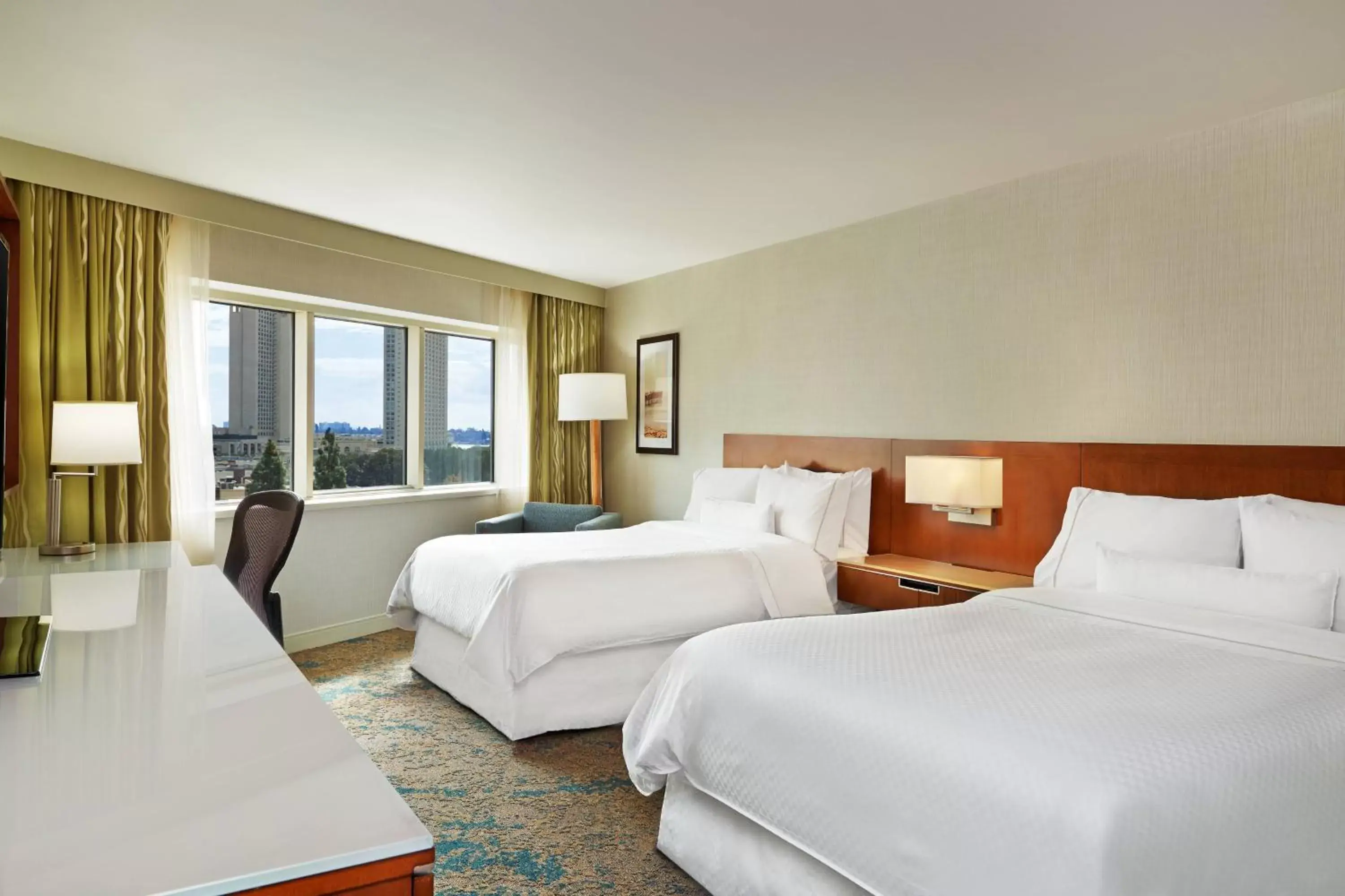 Photo of the whole room in The Westin San Diego Bayview