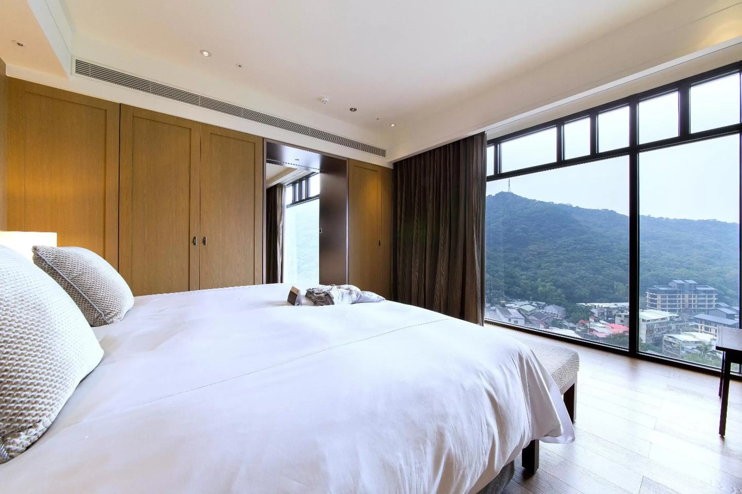 Photo of the whole room, Bed in Grand View Resort Beitou Photo of the whole room, Bed in Grand View Resort Beitou