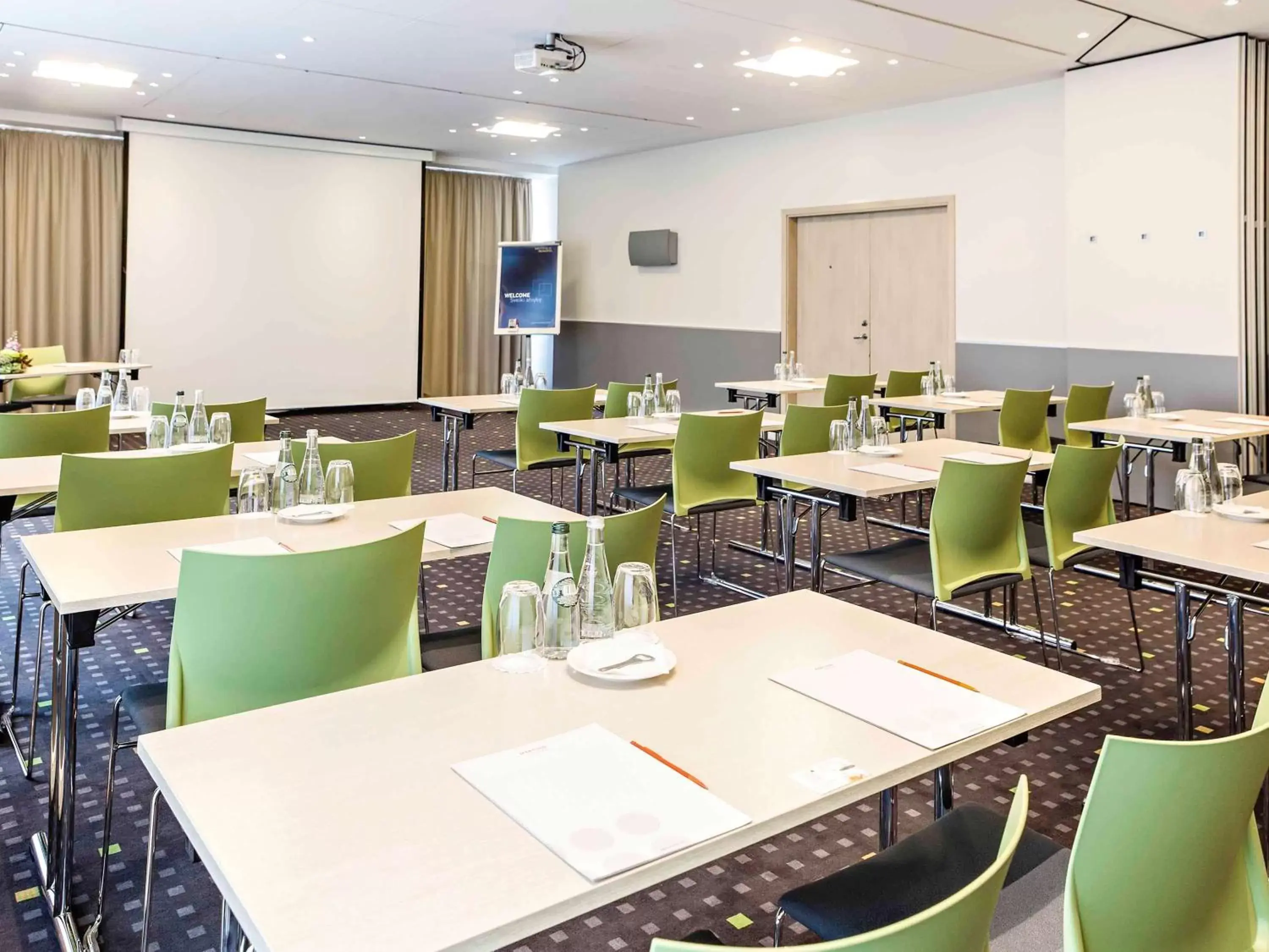 On site, Restaurant/Places to Eat in Novotel Vilnius Centre
