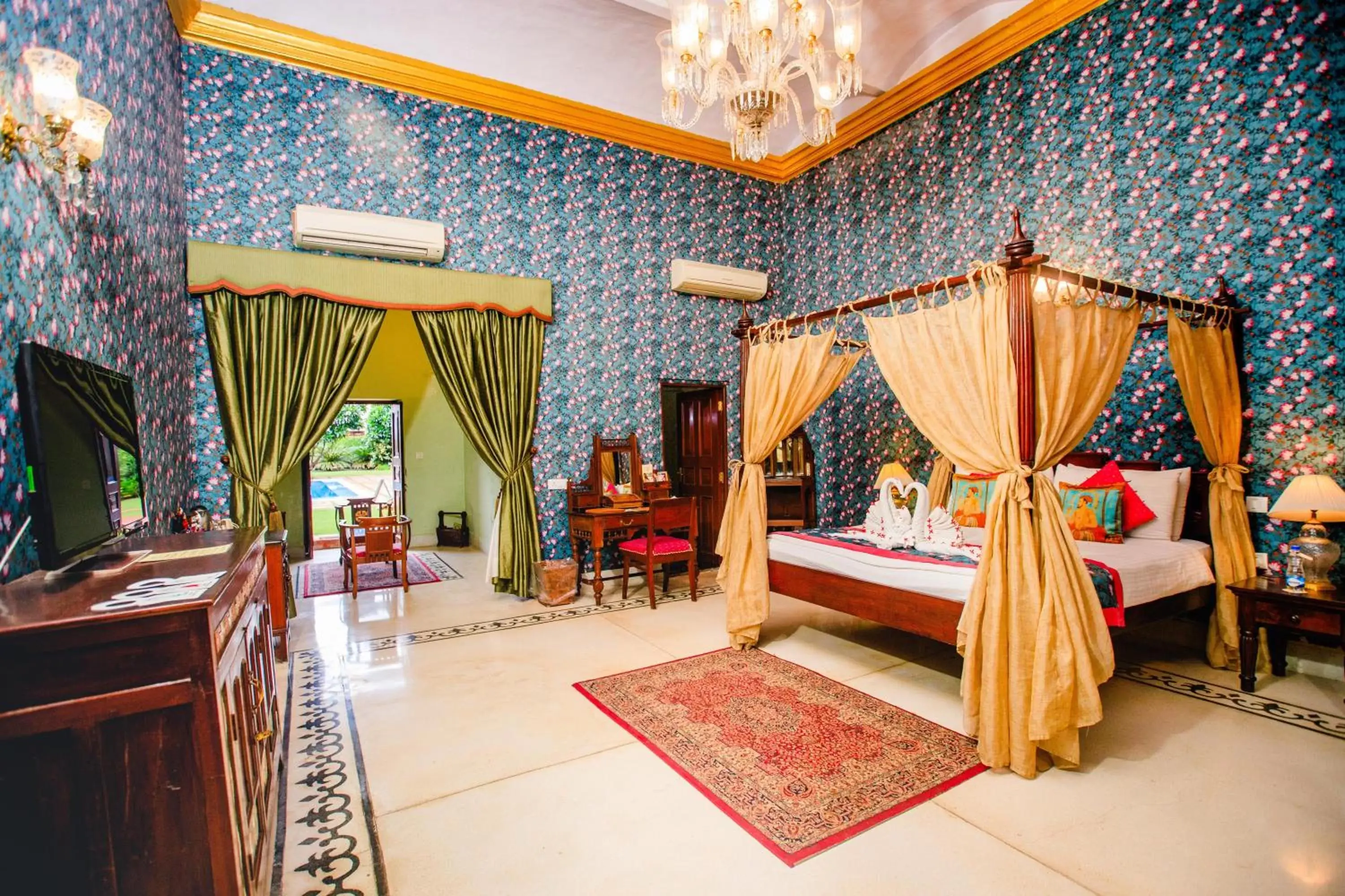 Living room in The Grand Imperial - Heritage Hotel