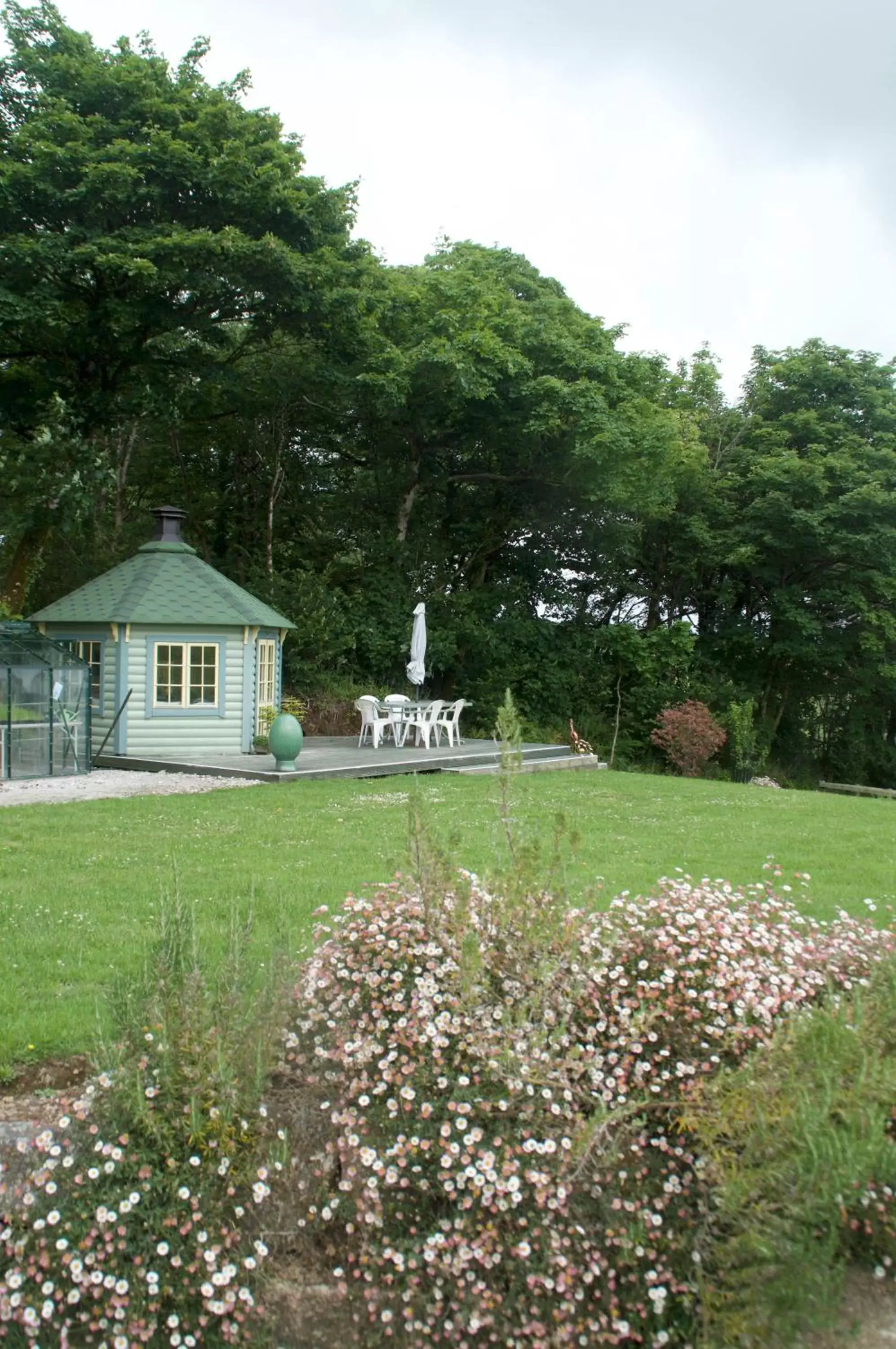 Property building, Garden in The Old Deer House