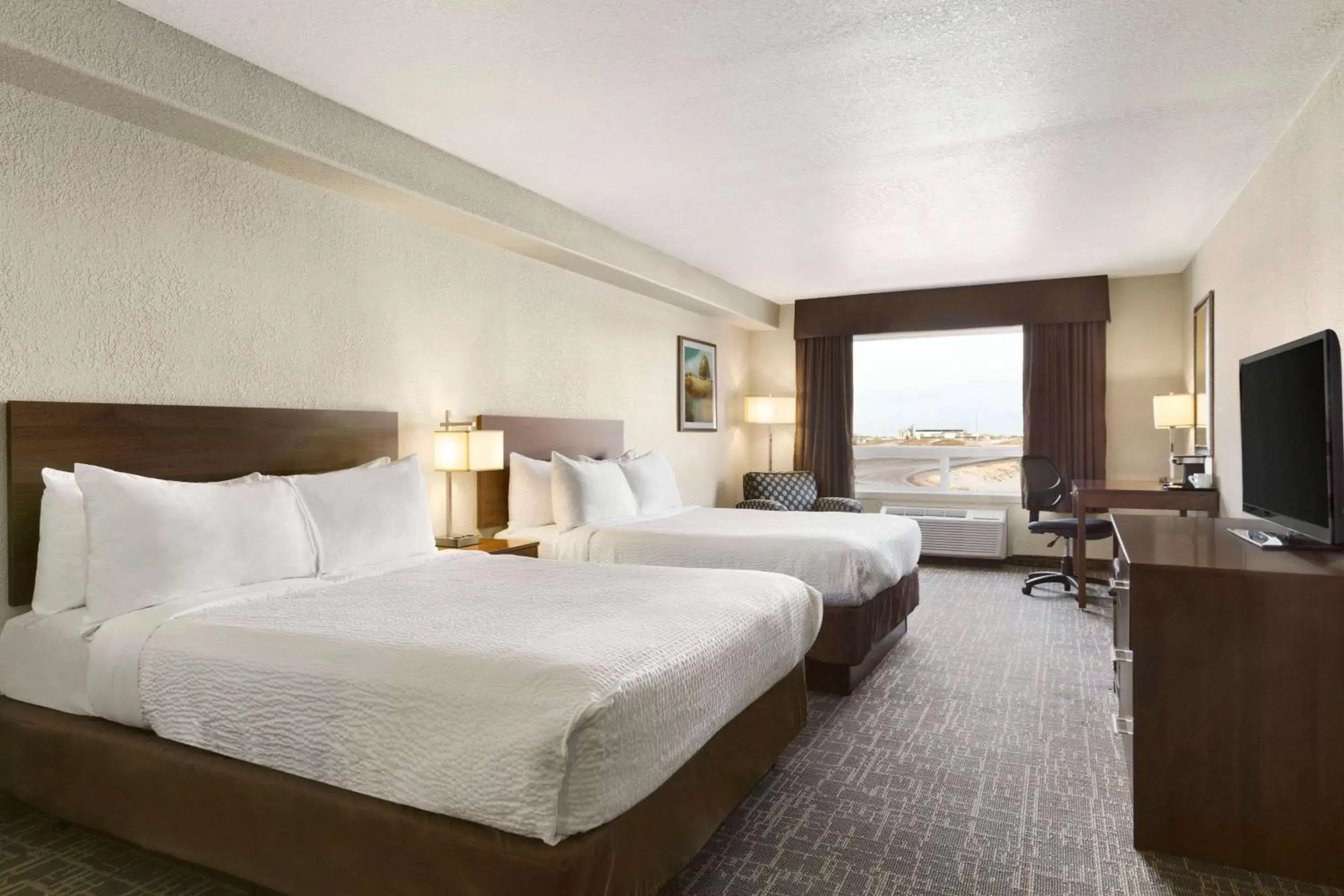 Photo of the whole room, Bed in Days Inn & Suites by Wyndham Yorkton Photo of the whole room, Bed in Days Inn & Suites by Wyndham Yorkton