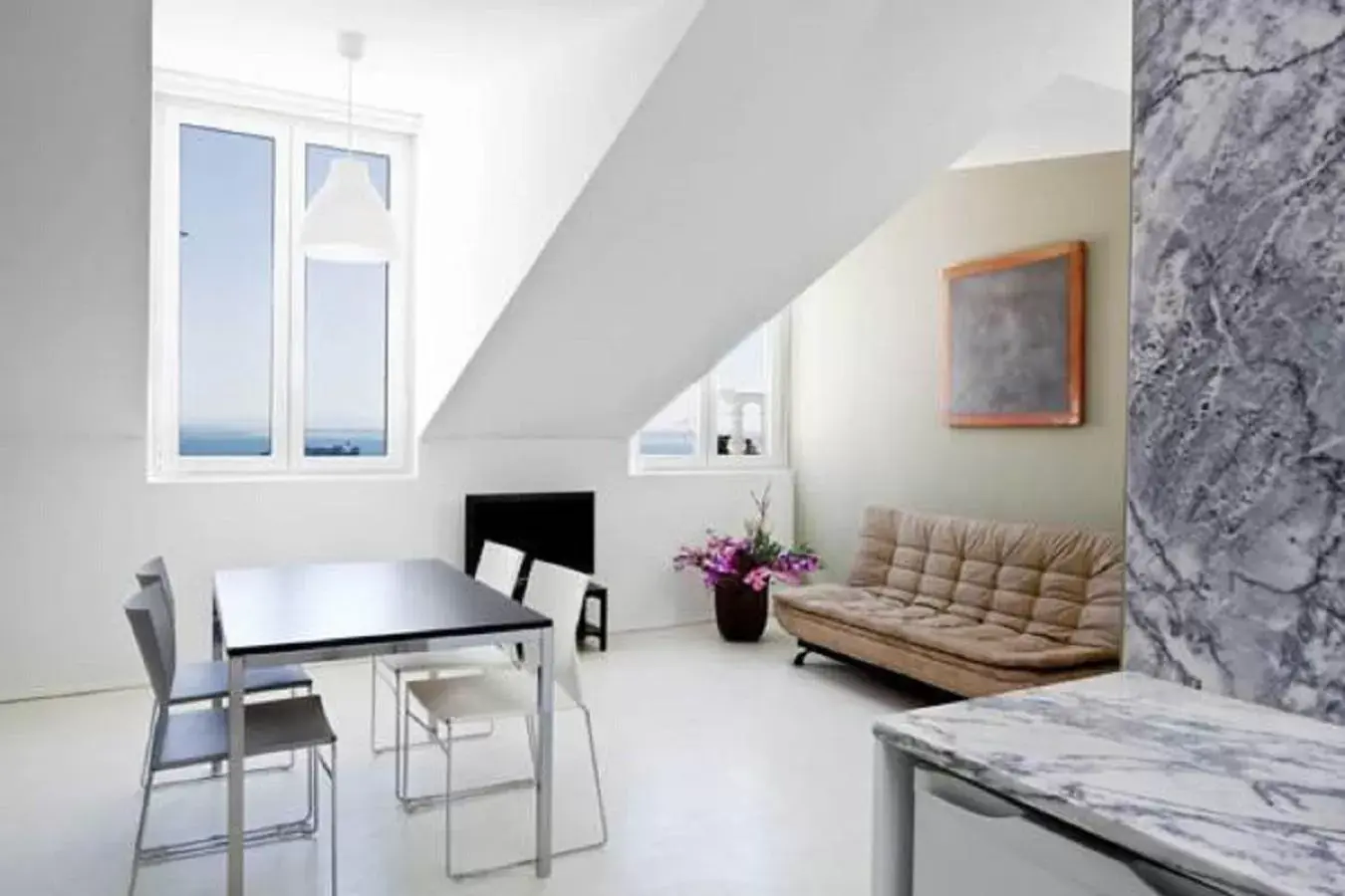 One-Bedroom Apartment with River View in Alfama - Lisbon Lounge Suites