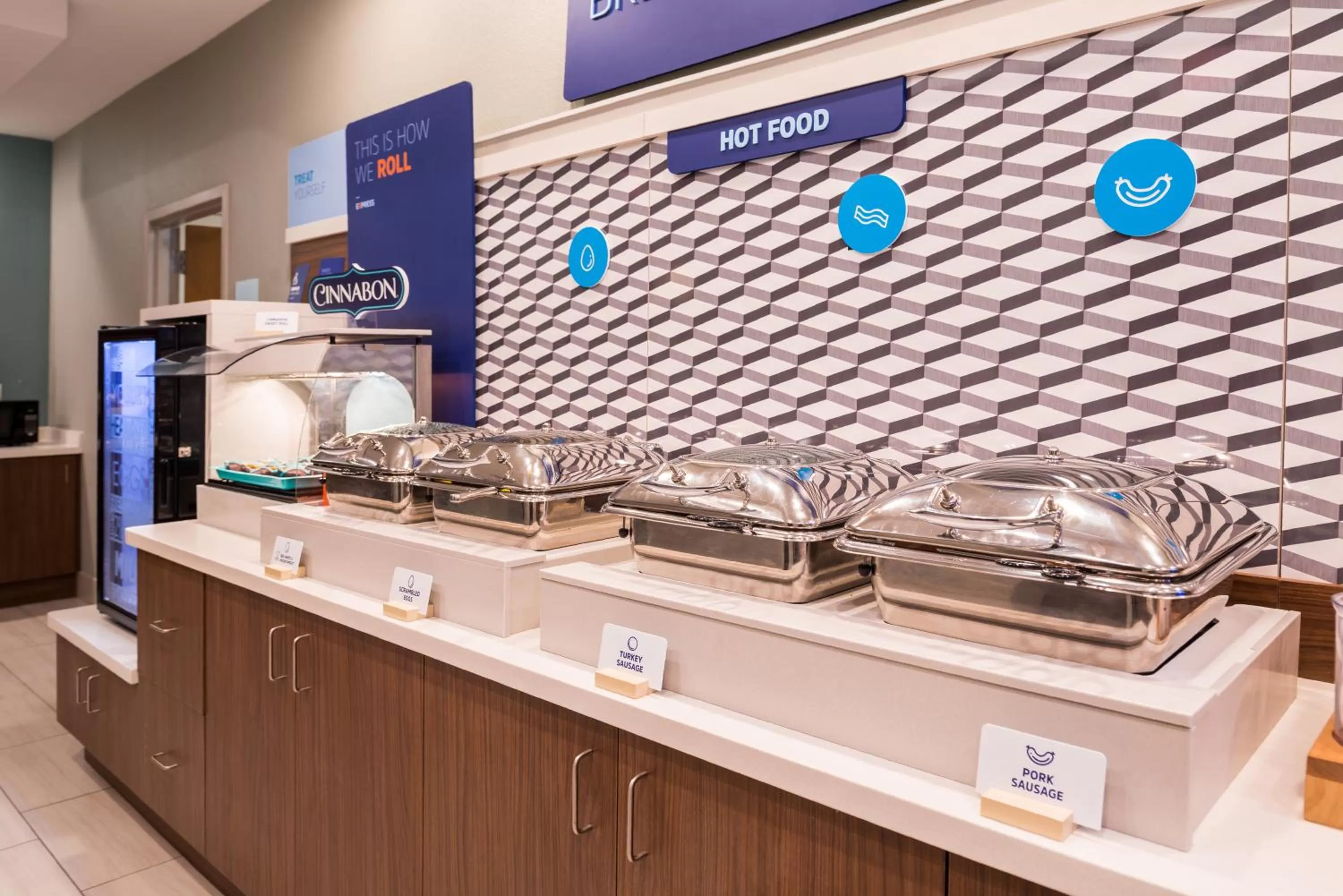 Breakfast in Holiday Inn Express Hotel & Suites Tampa-Anderson Road-Veterans Exp by IHG