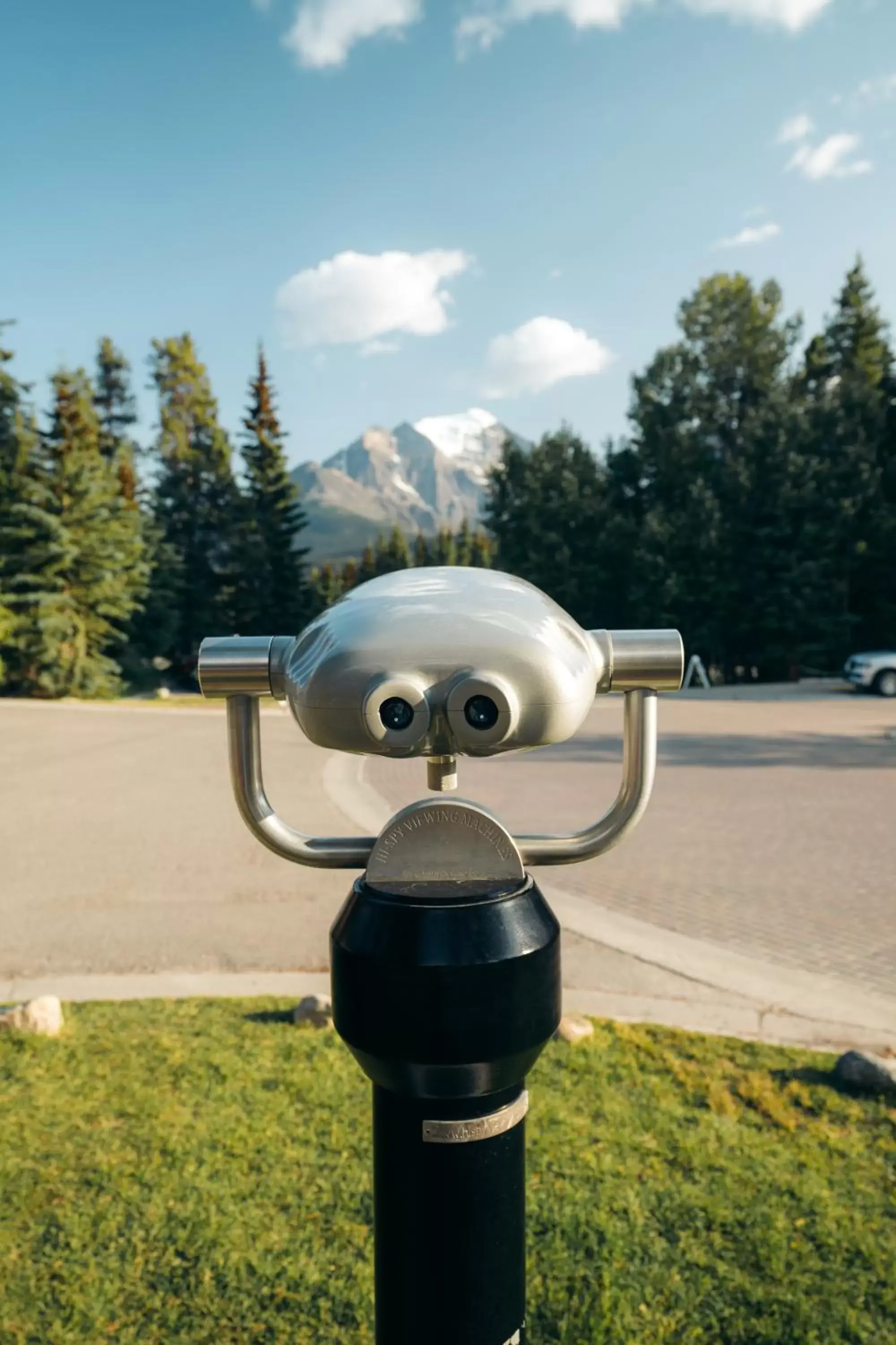 Area and facilities in Lake Louise Inn