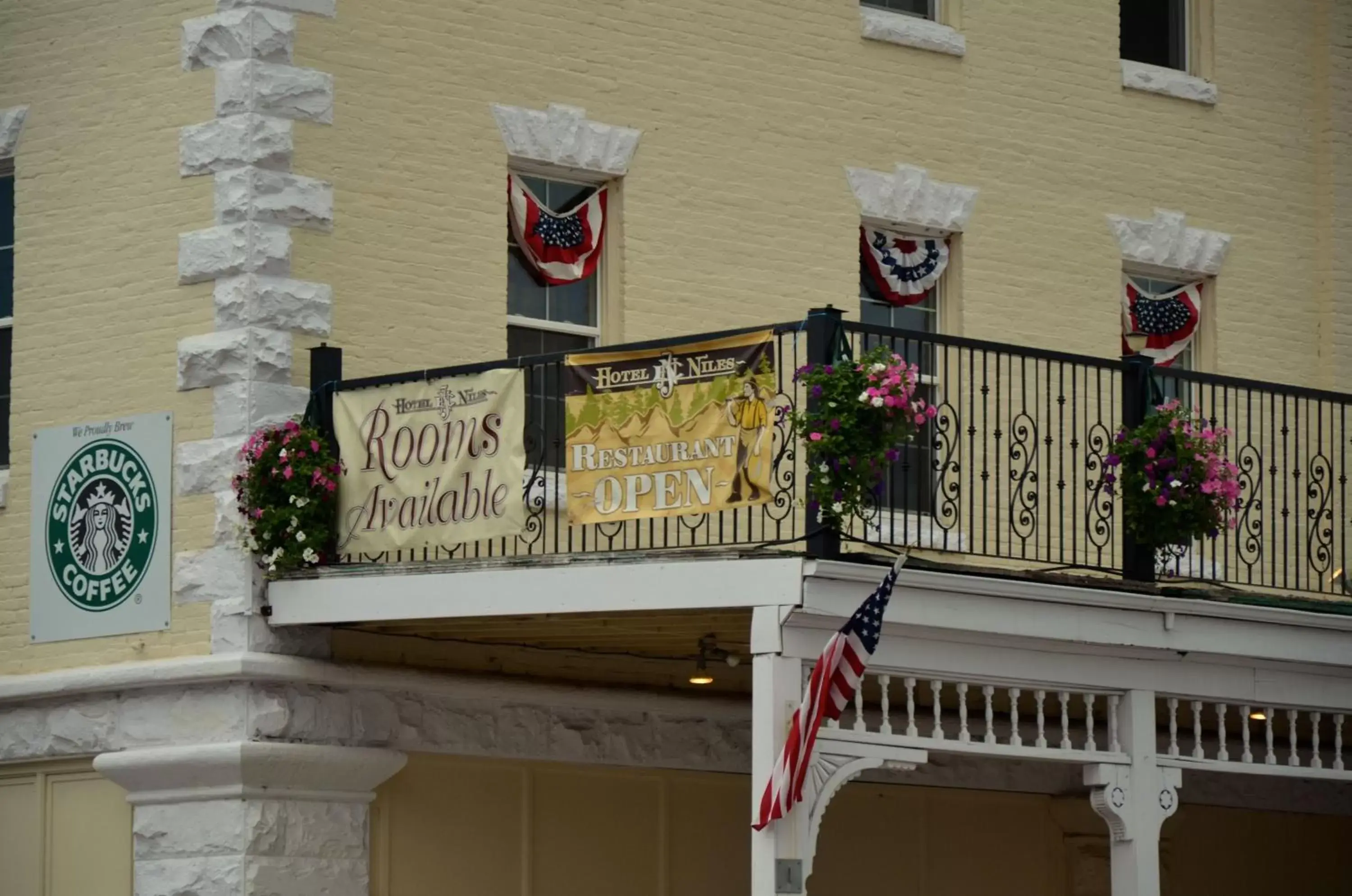 Facade/entrance in Hotel Niles