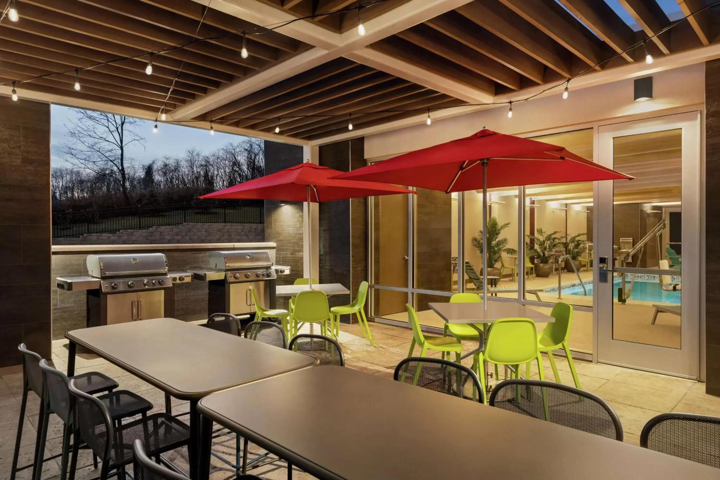 Property building, Restaurant/Places to Eat in Home2 Suites By Hilton Glen Mills Chadds Ford