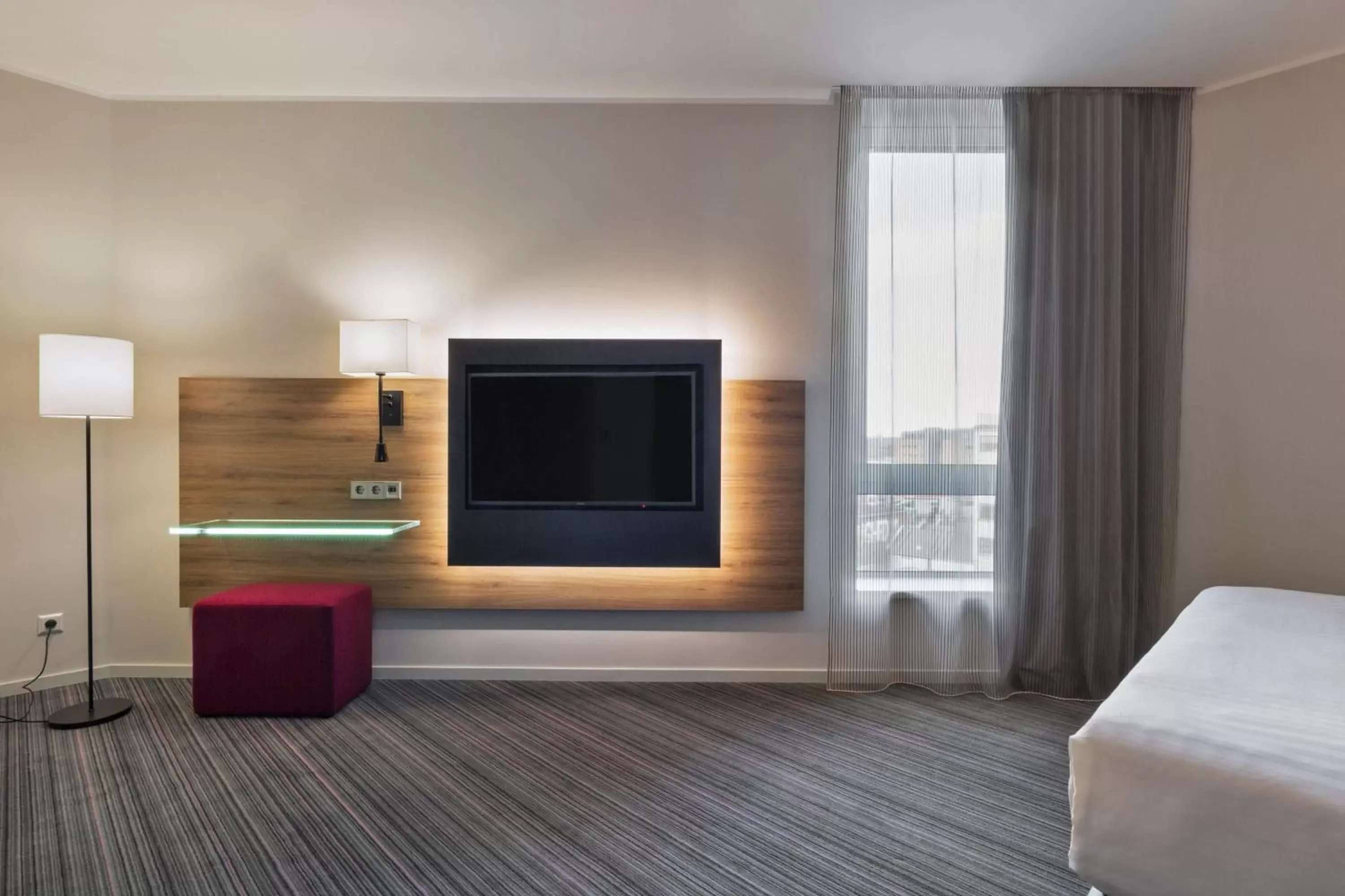 Photo of the whole room, TV/Entertainment Center in Moxy Copenhagen Sydhavnen