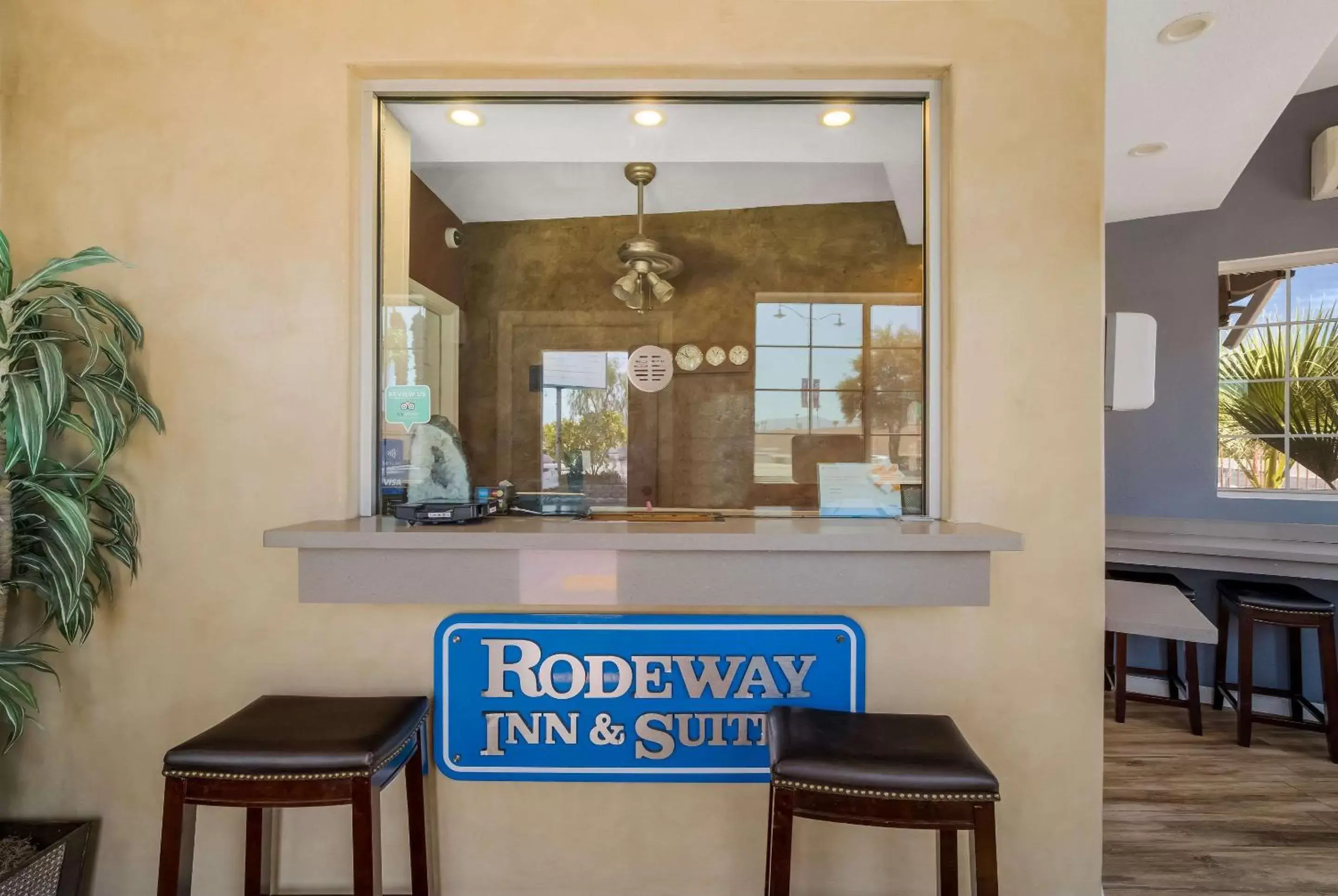 Lobby or reception in Rodeway Inn near Coachella