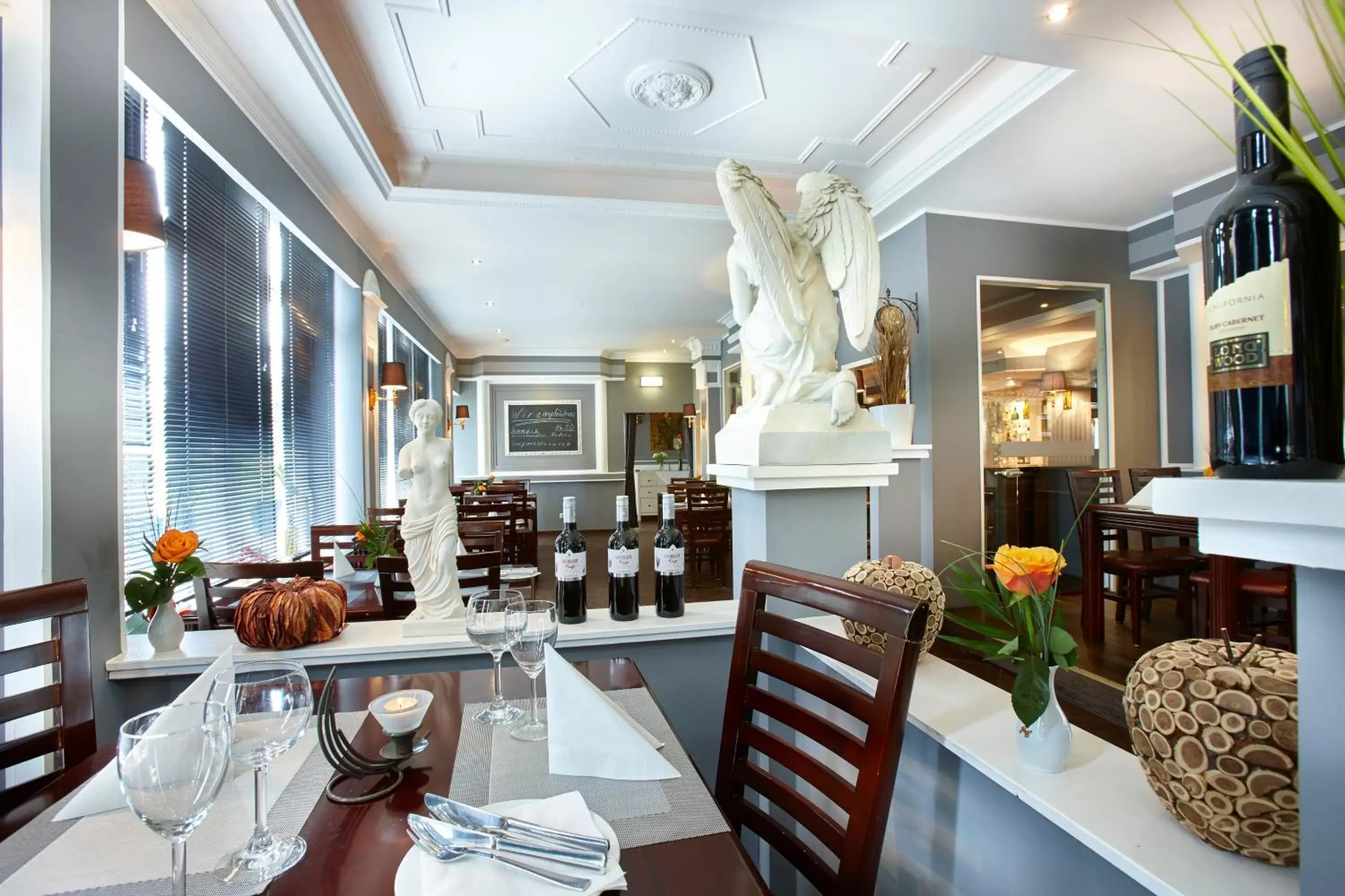 Restaurant/places to eat in Hotel Plöner See by Tulip Inn Restaurant/places to eat in Hotel Plöner See by Tulip Inn