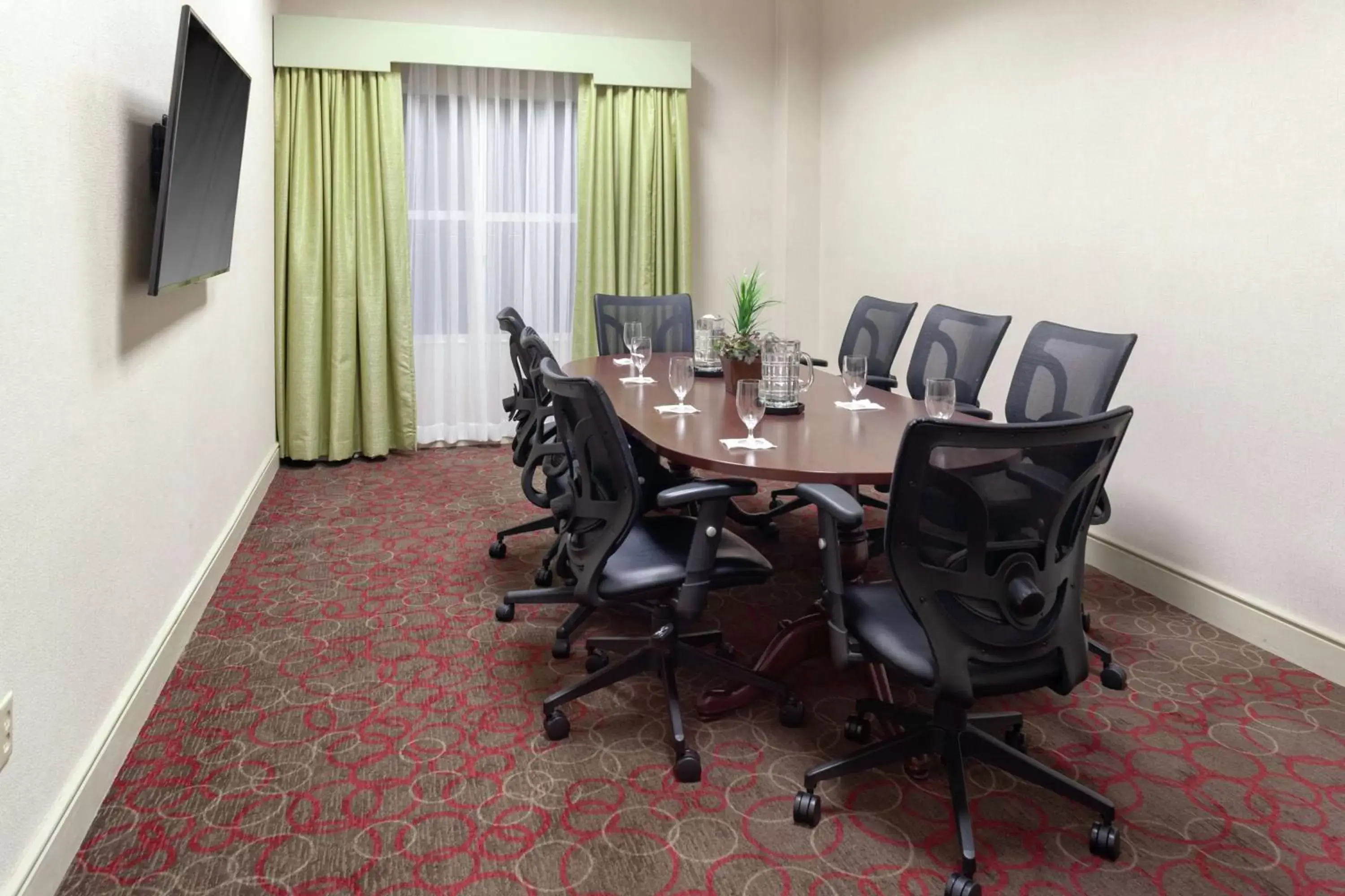 Meeting/conference room in Homewood Suites by Hilton Tallahassee