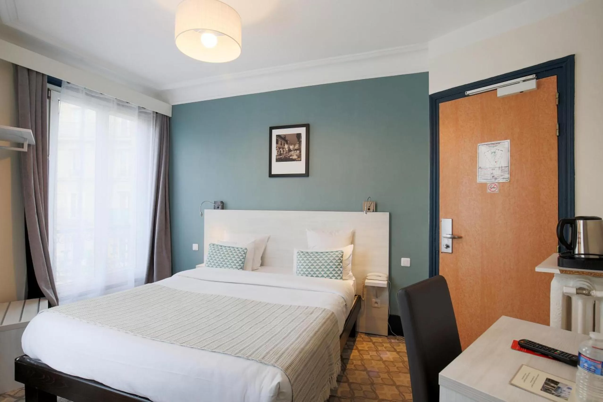 Bed in Grand Hôtel Des Gobelins