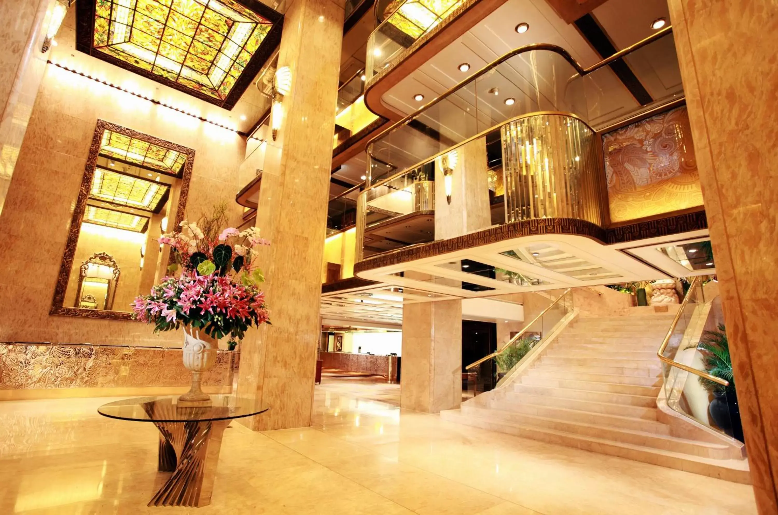 Lobby or reception in Regal Kowloon Hotel