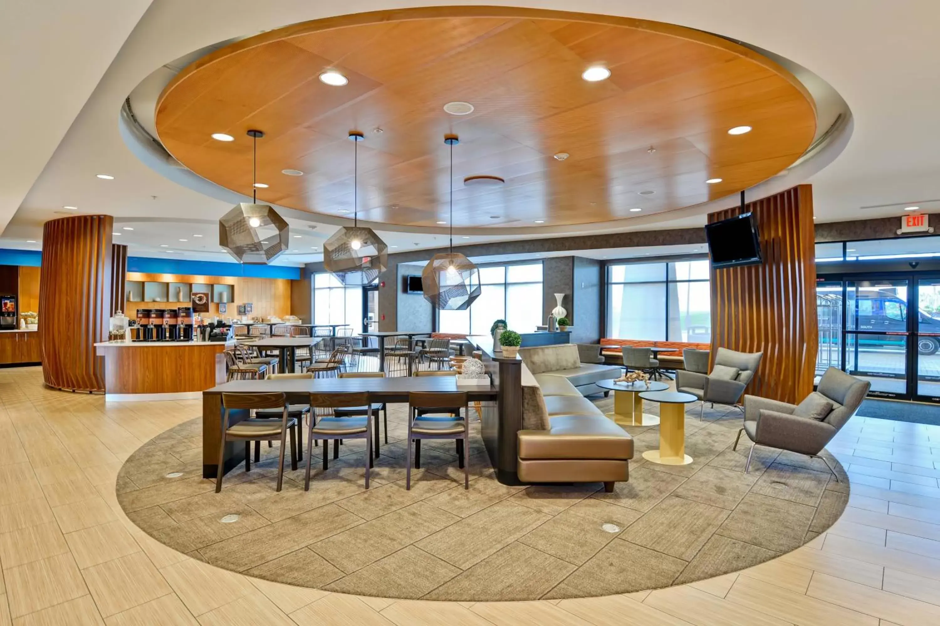 Lobby or reception in SpringHill Suites Cincinnati Airport South