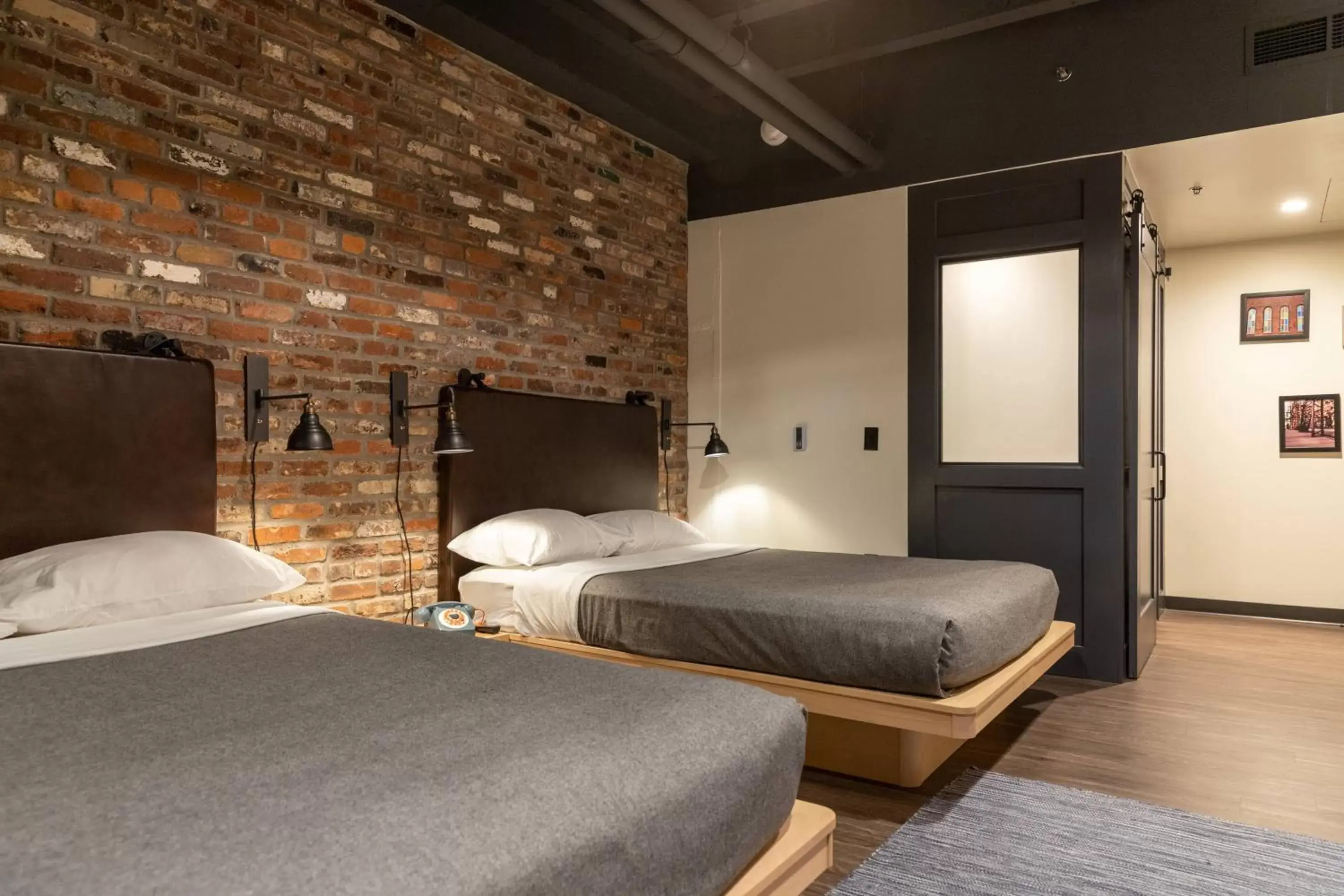 Photo of the whole room, Bed in Moxy Nashville Downtown