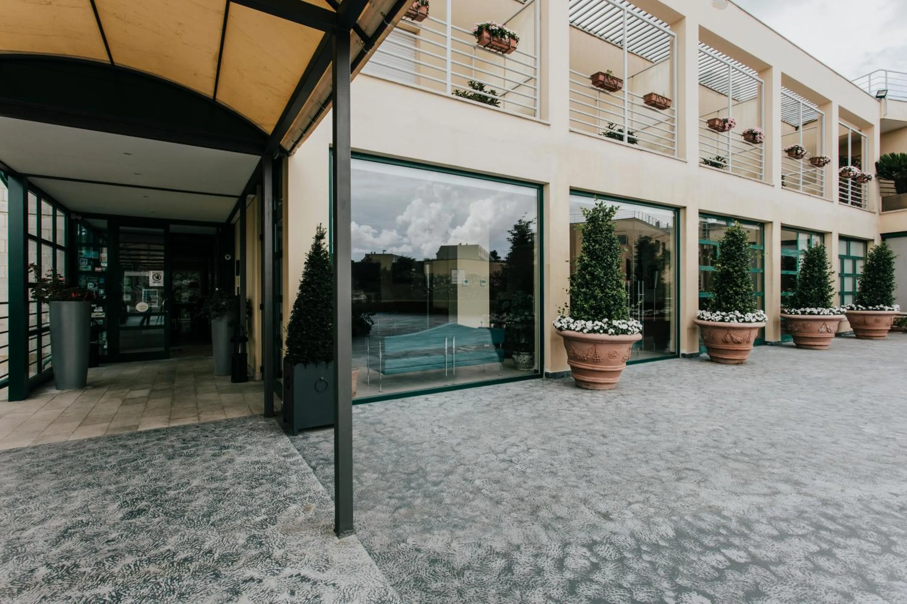 Property building in Hotel Del Campo