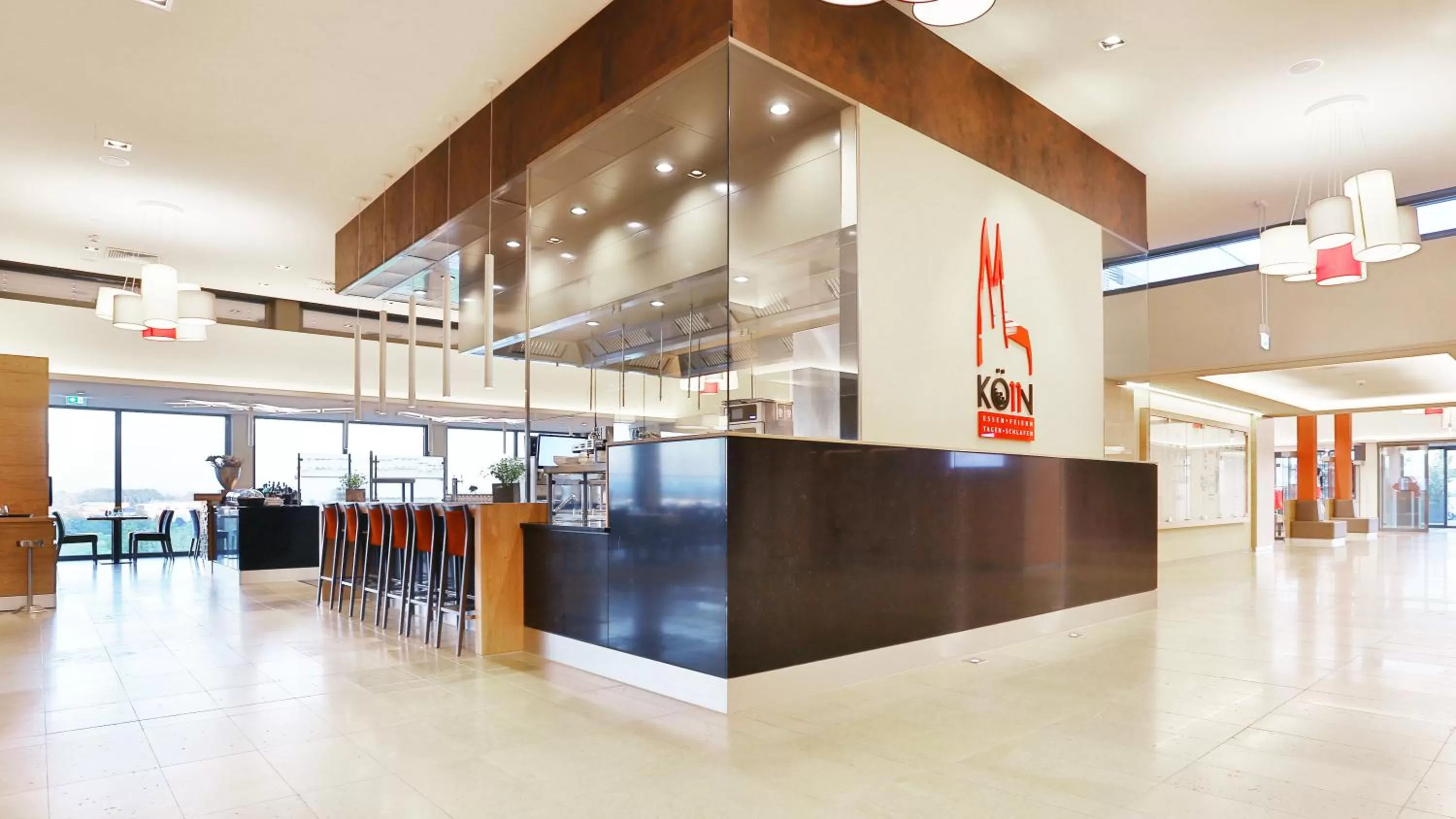 Restaurant/places to eat in Hotel TheGreen