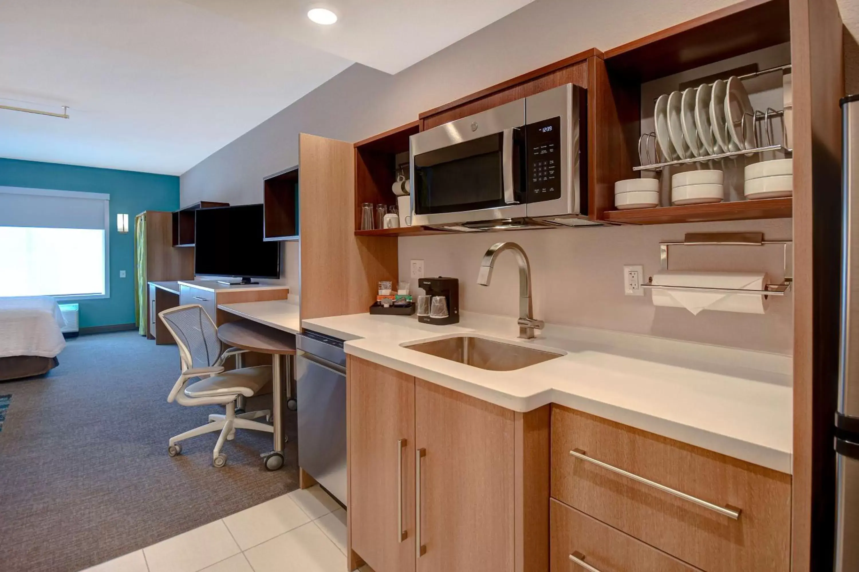 Kitchen or kitchenette, Kitchen/Kitchenette in Home2 Suites By Hilton Tucson Downtown