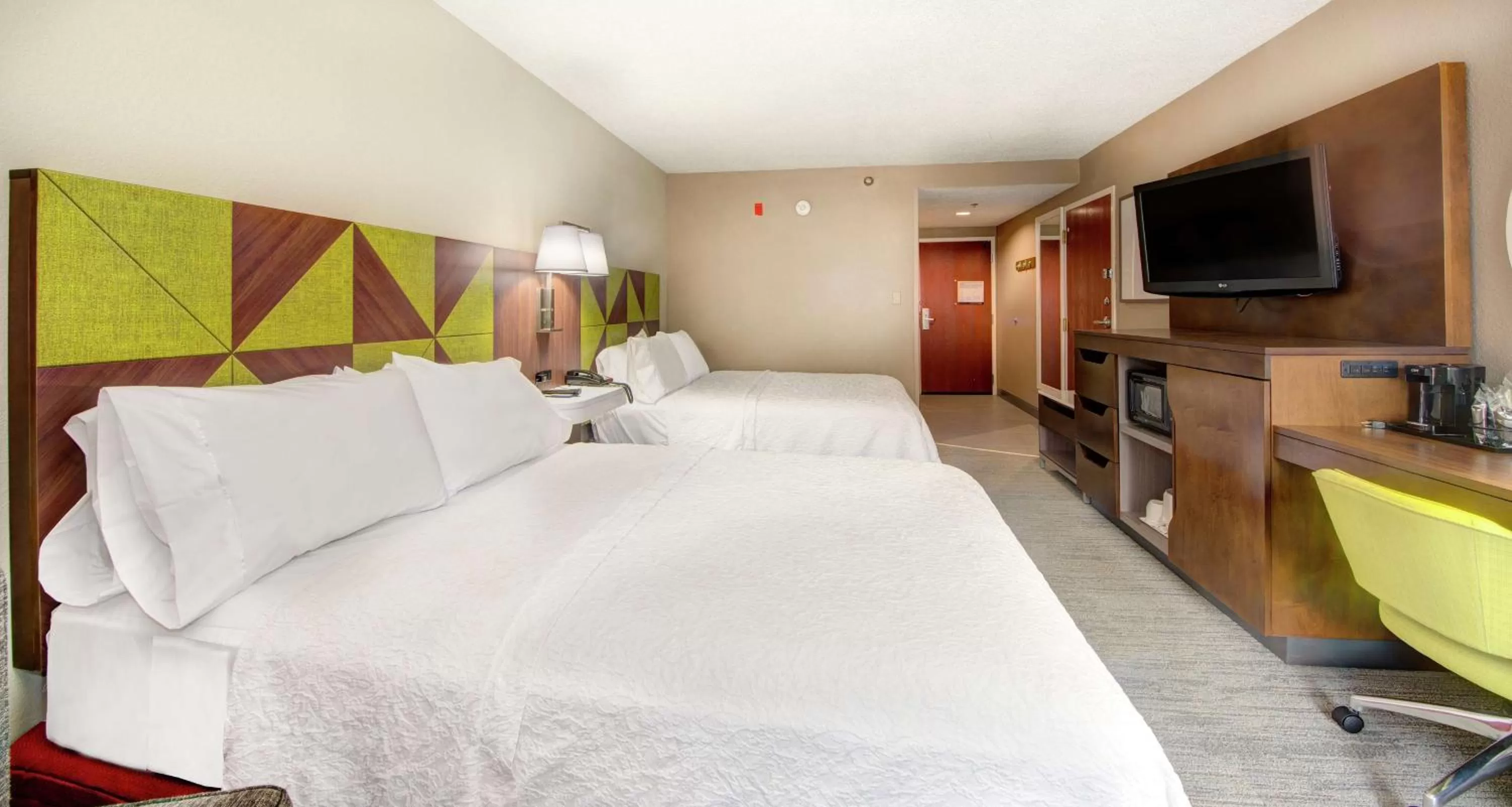 Queen Room with Two Queen Beds - Disability Access with Tub - Non-Smoking in Hampton Inn Gaffney