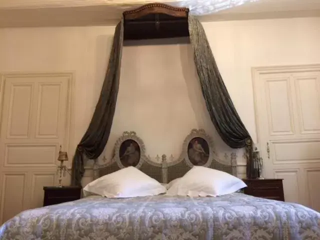 Bed in Château de Varennes