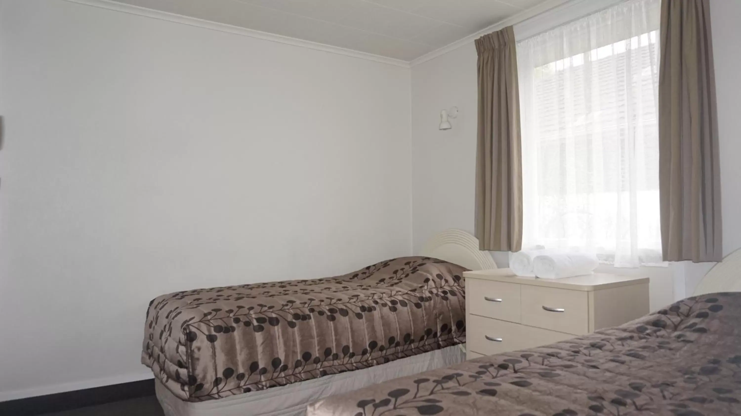 Bedroom, Bed in Ashleigh Court Motel