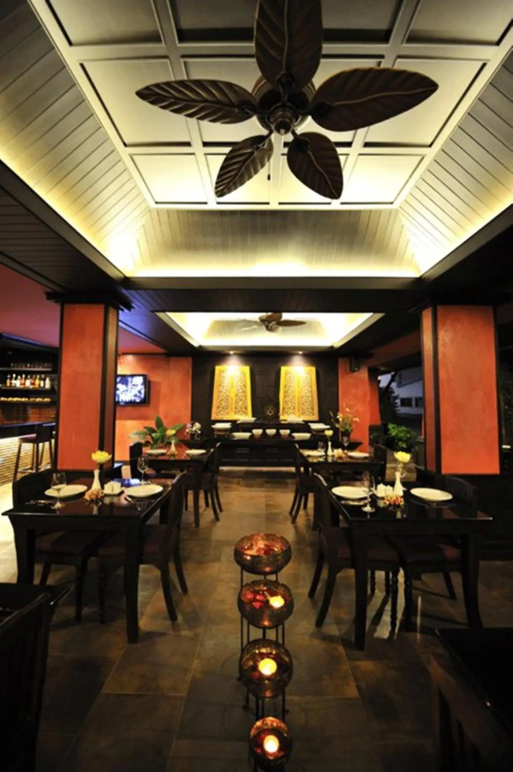 Restaurant/Places to Eat in Siralanna Phuket