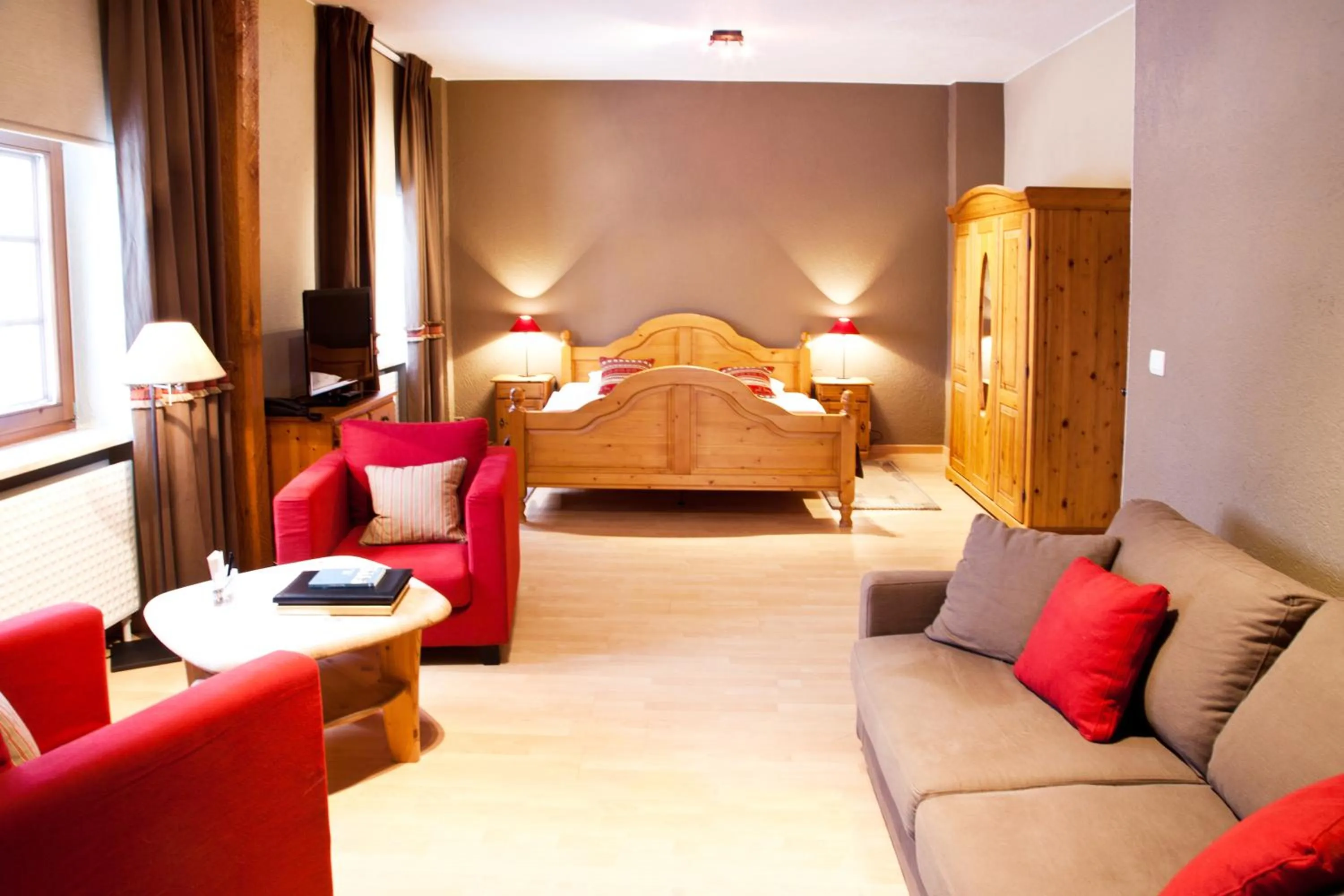 Photo of the whole room, Bed in Hotel Bütgenbacher Hof