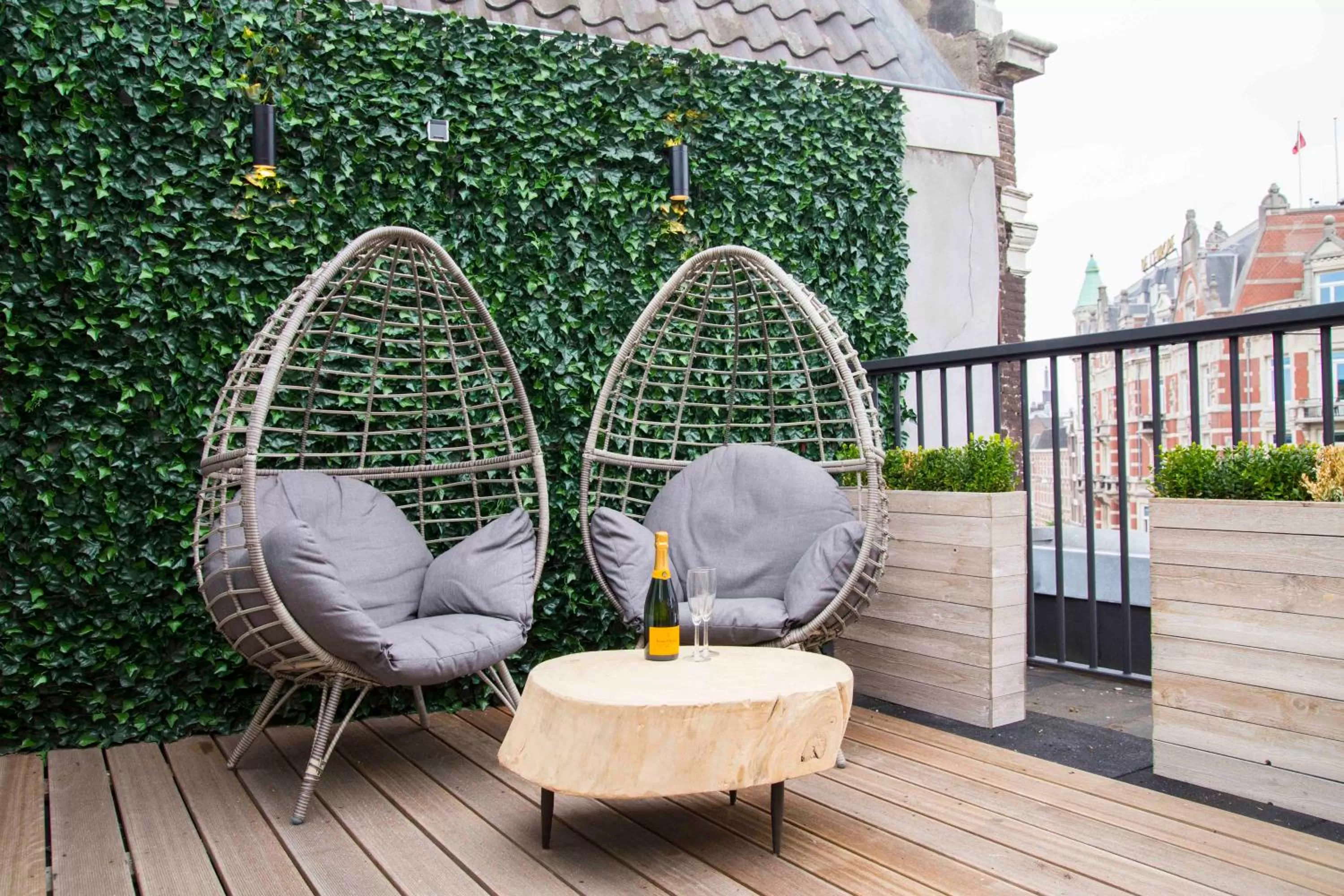 Patio in House of Amstel