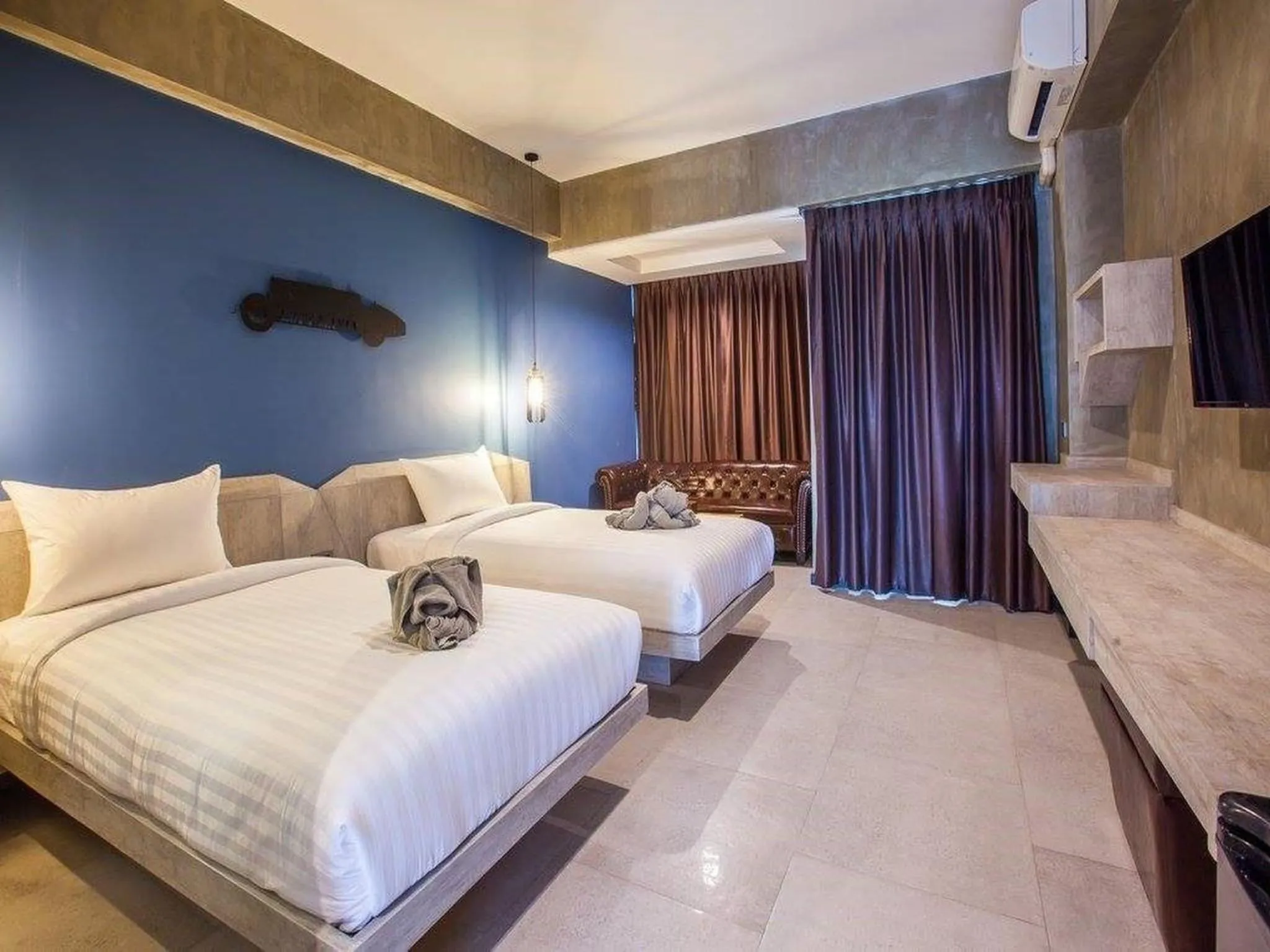 Bedroom, Bed in Loft Mania Boutique Hotel