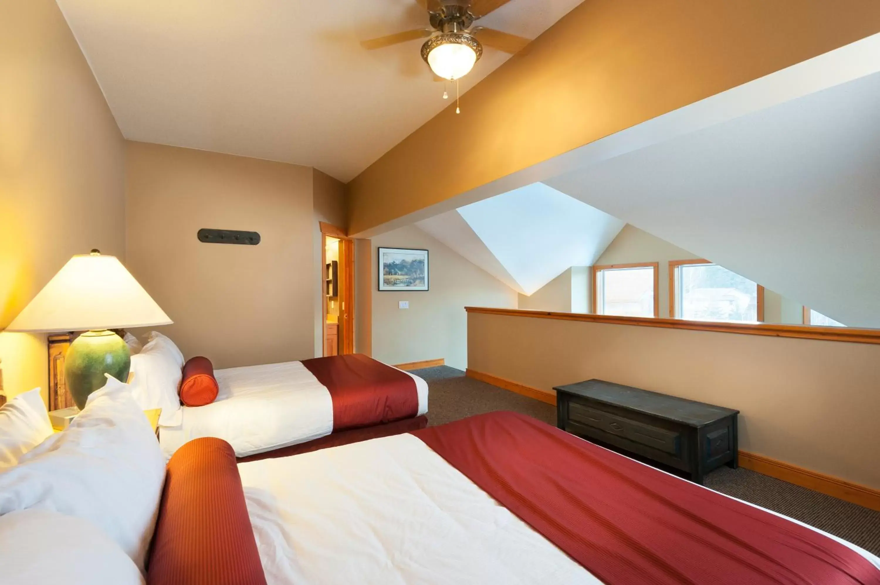 Bedroom, Room Photo in Lizard Creek Lodge