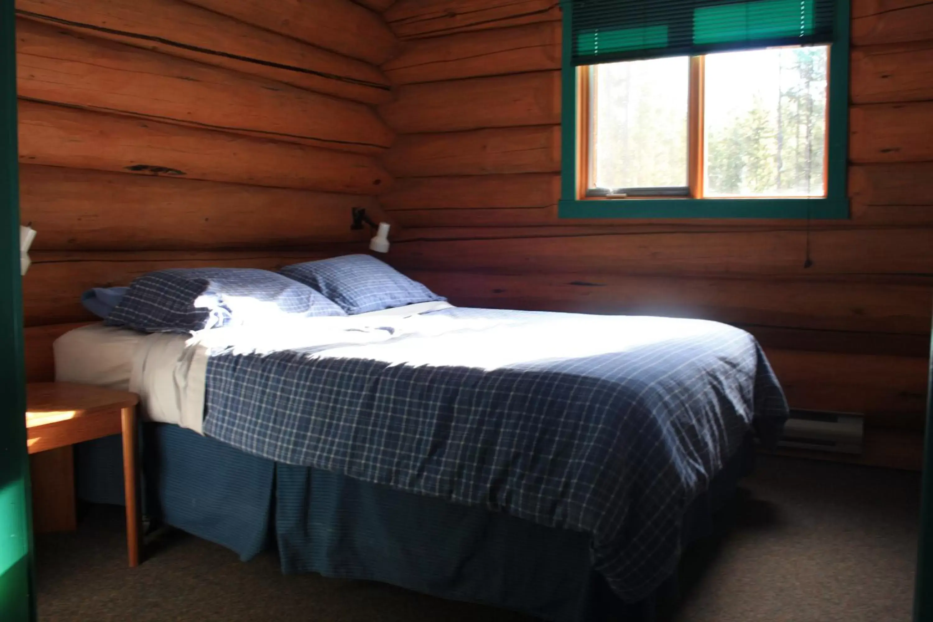 Decorative detail, Bed in Twin Peaks Resort