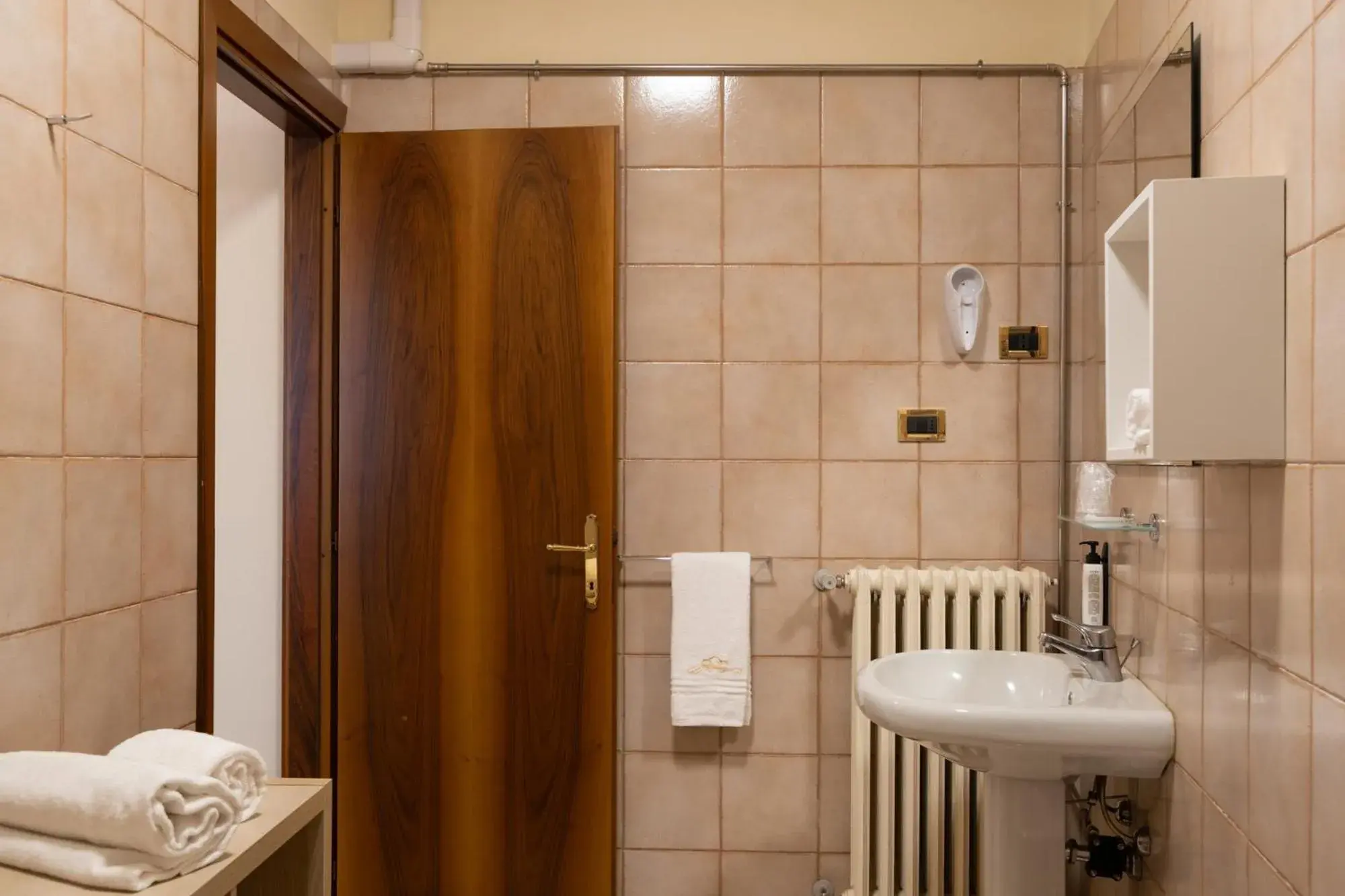 Bathroom in Hotel San Lorenzo