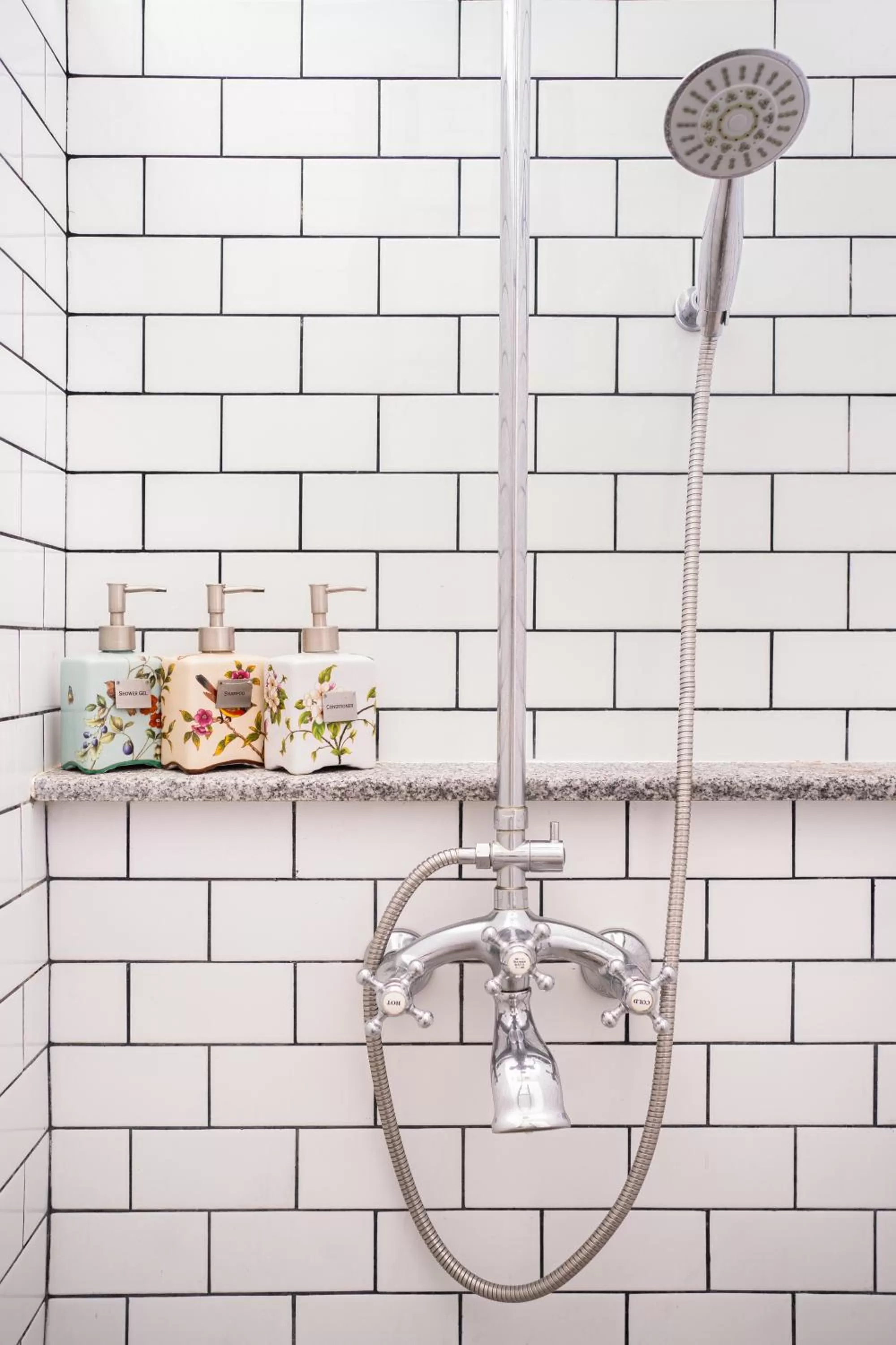 Shower in Cheong Fatt Tze - The Blue Mansion