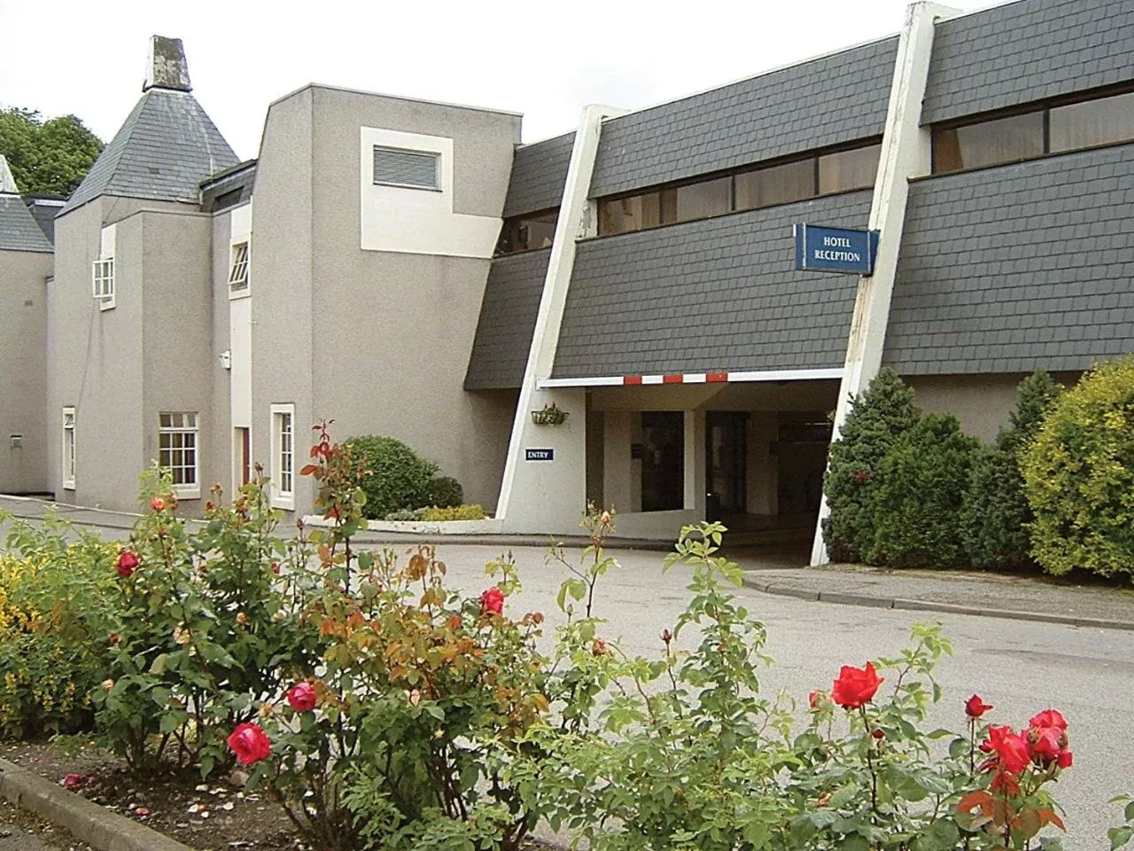 Facade/entrance in Britannia Hotel Aberdeen